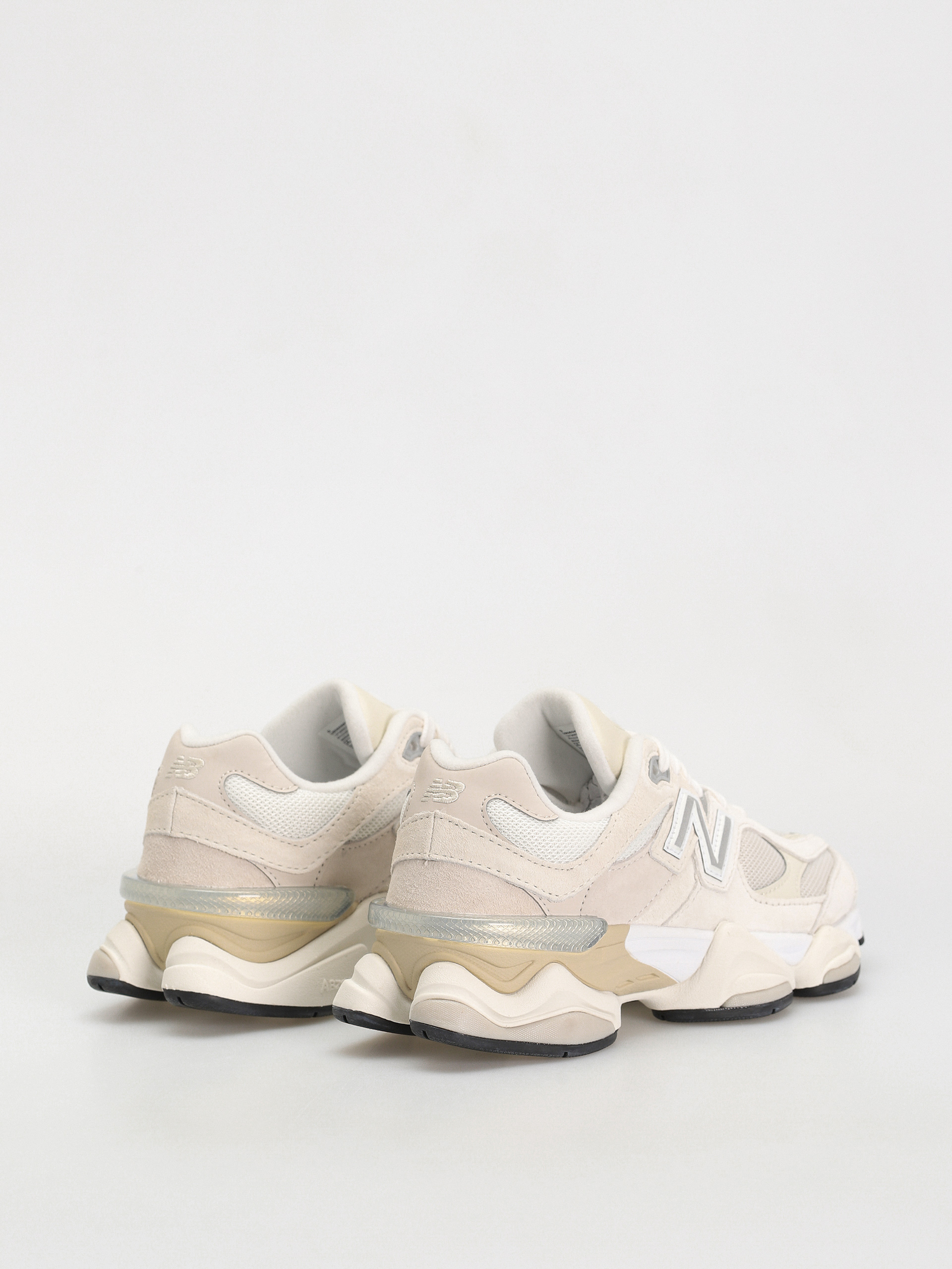 Boty New Balance 9060 (sea salt moonbeam)