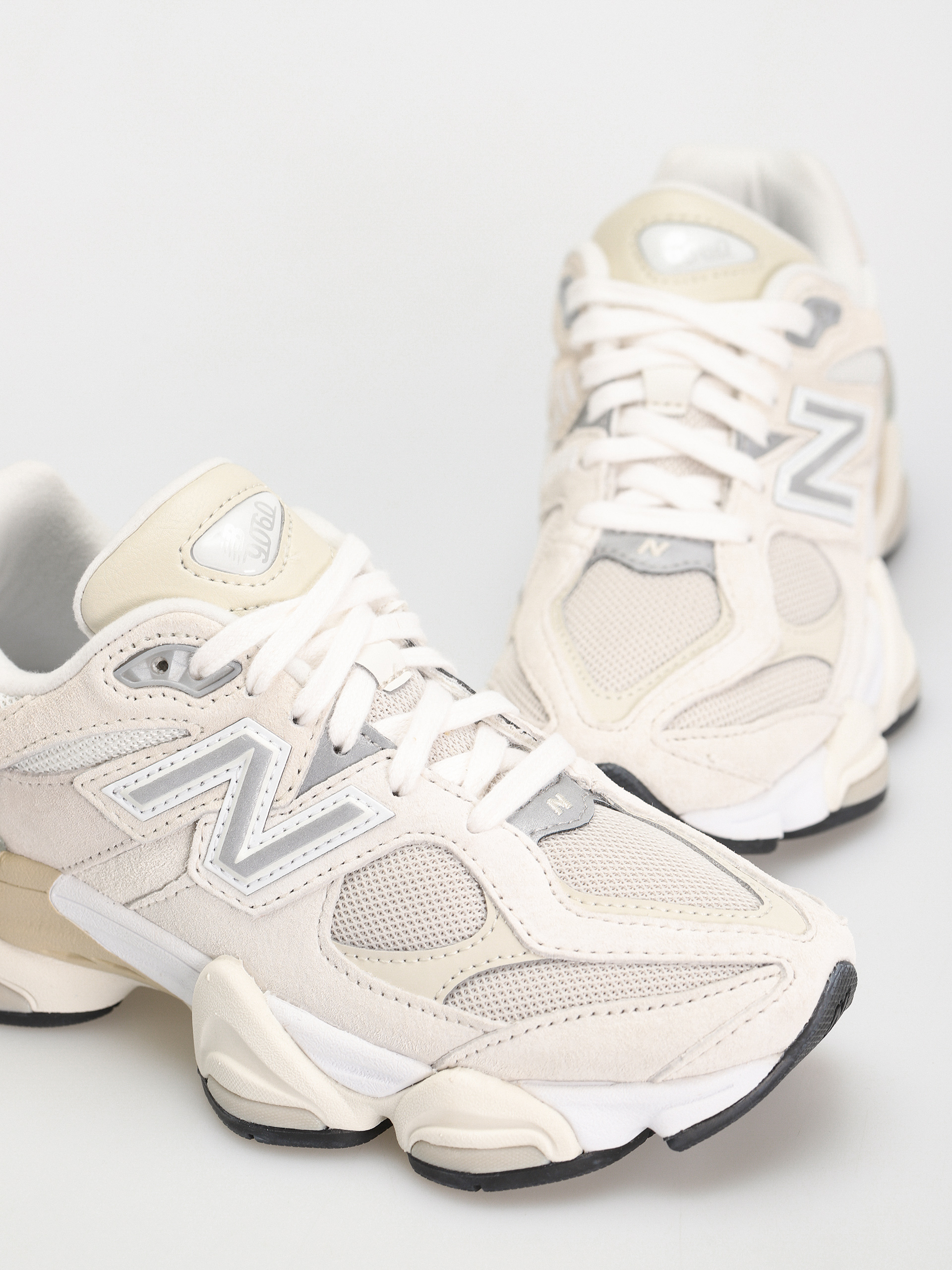 Boty New Balance 9060 (sea salt moonbeam)