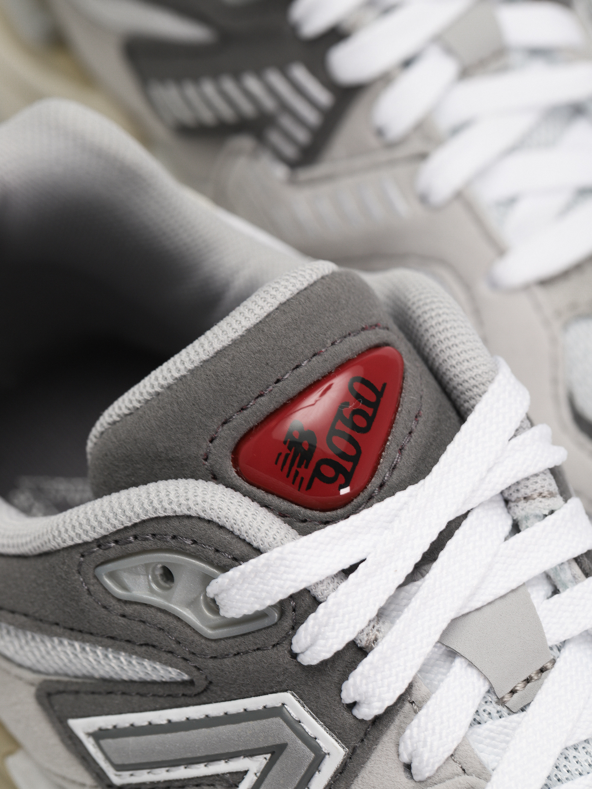 Boty New Balance 9060 JR (raincloud)