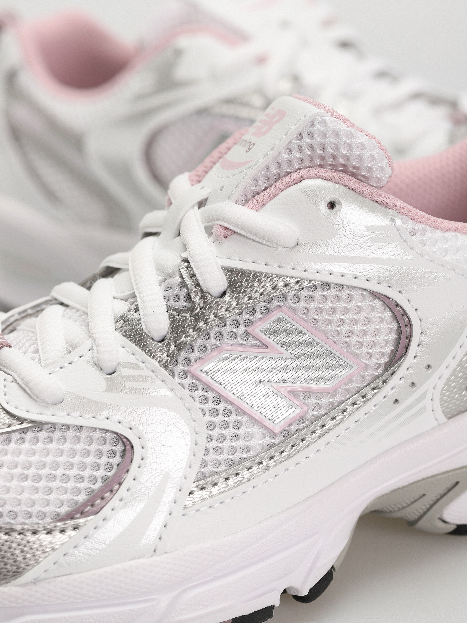 Boty New Balance 530 JR (white silver pink)
