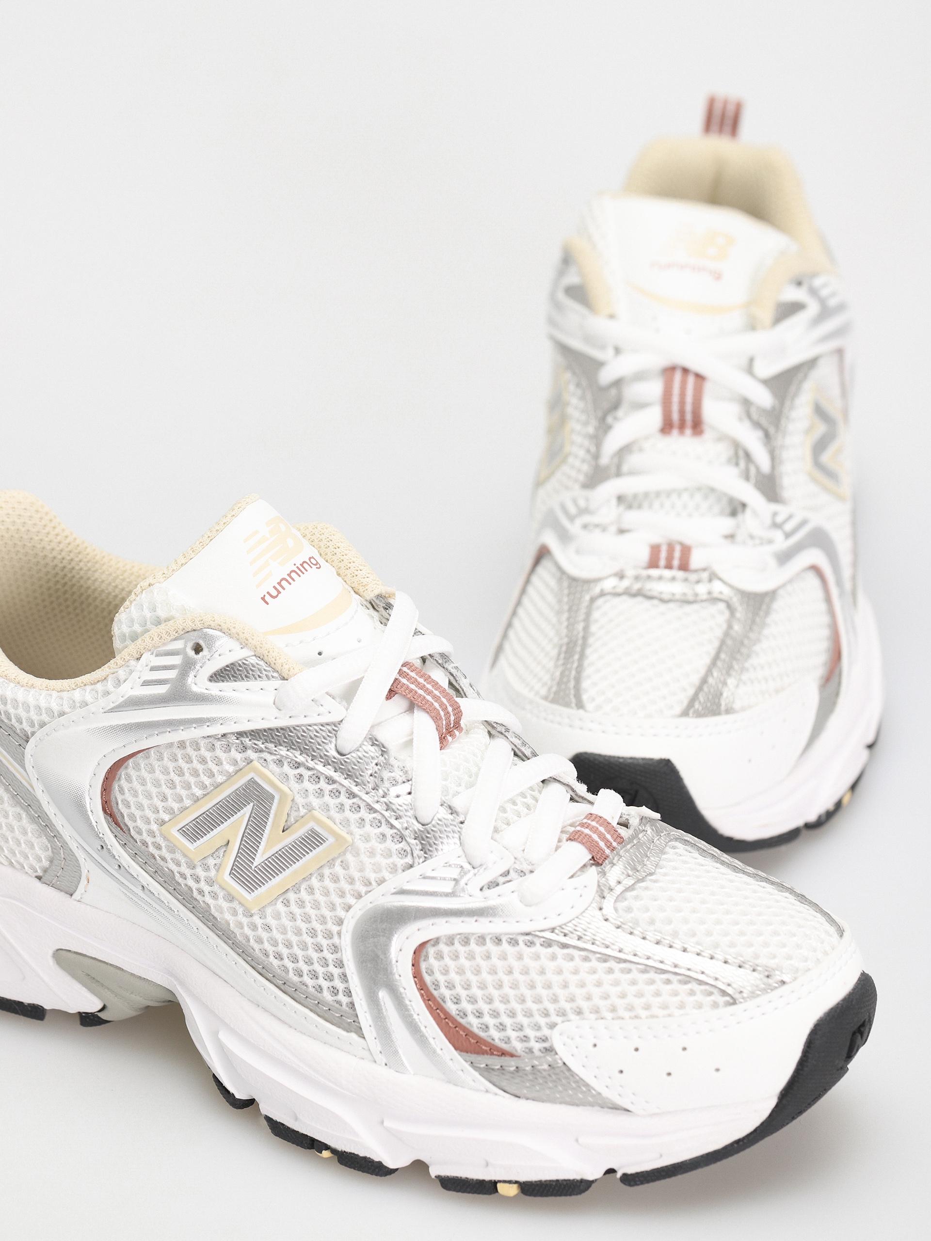 Boty New Balance 530 (white silver beige)