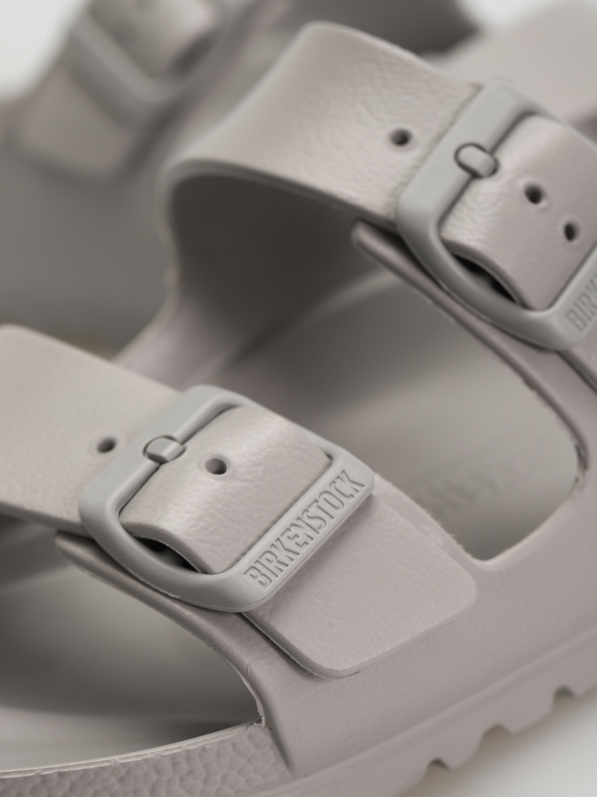 Plážovky Birkenstock Arizona Essentials EVA Narrow Wmn (stone coin)