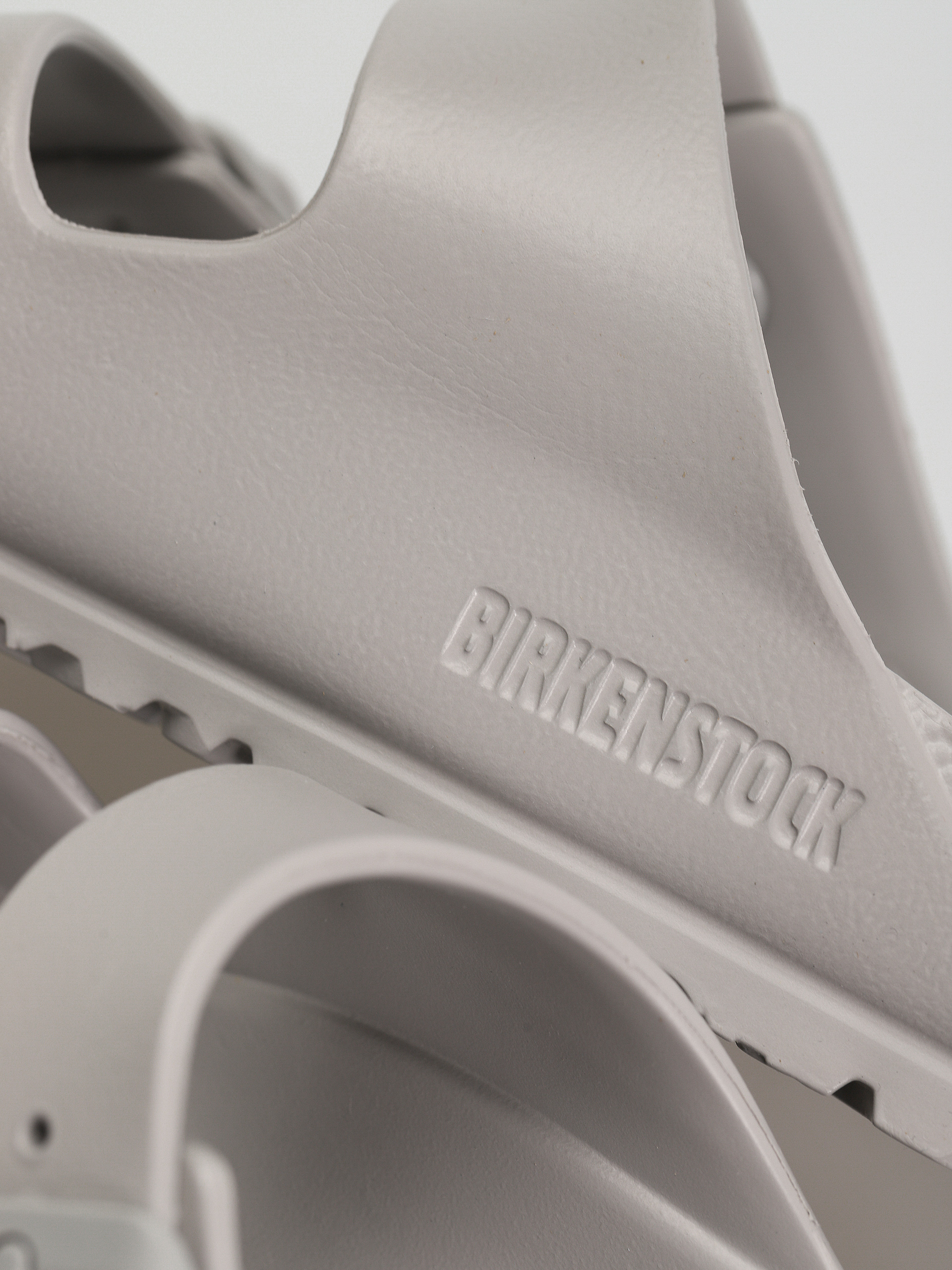 Plážovky Birkenstock Arizona Essentials EVA Narrow Wmn (stone coin)