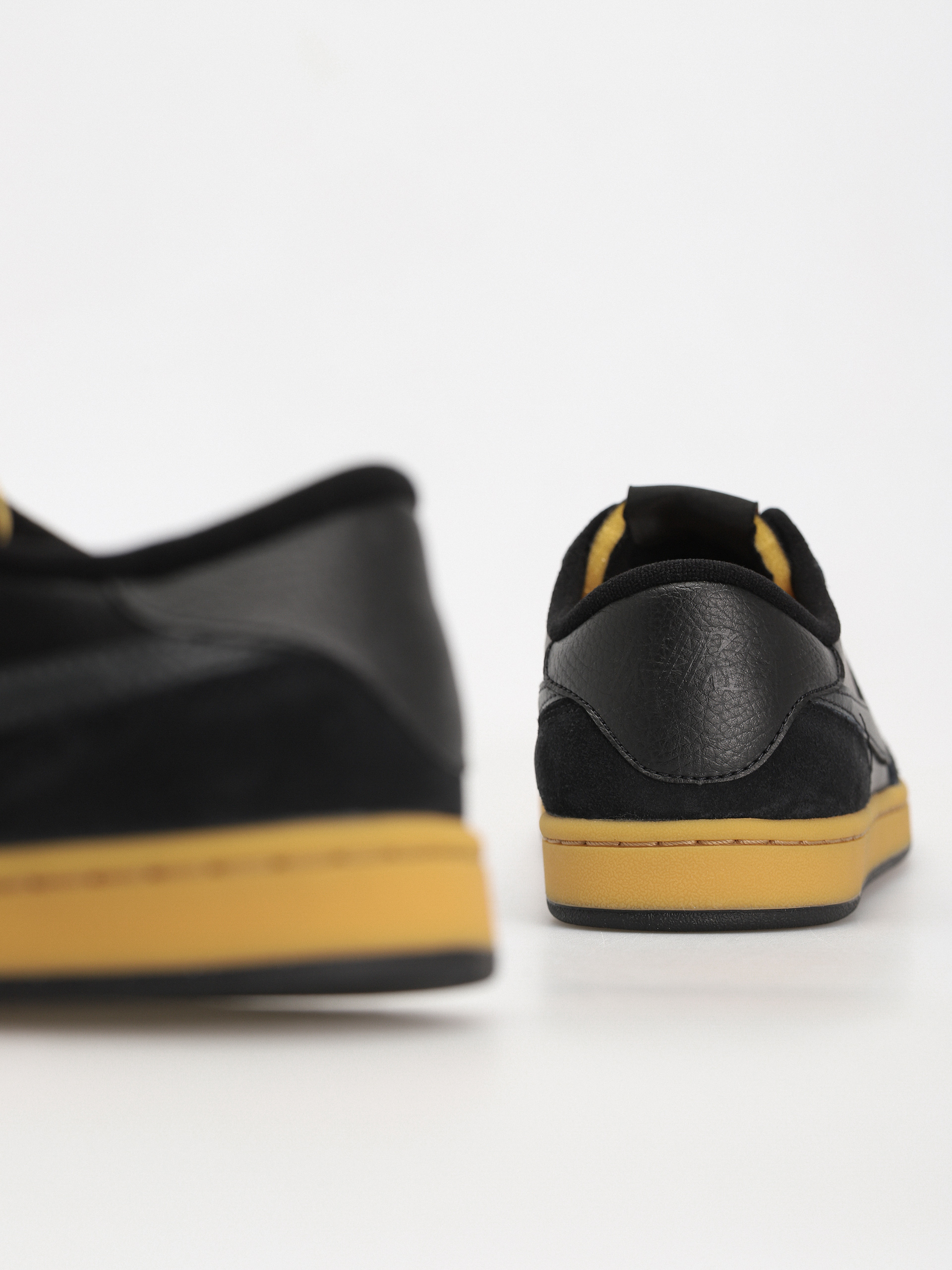 Nike SB Boty Sb Fc Classic (black/anthracite black vivid orange)