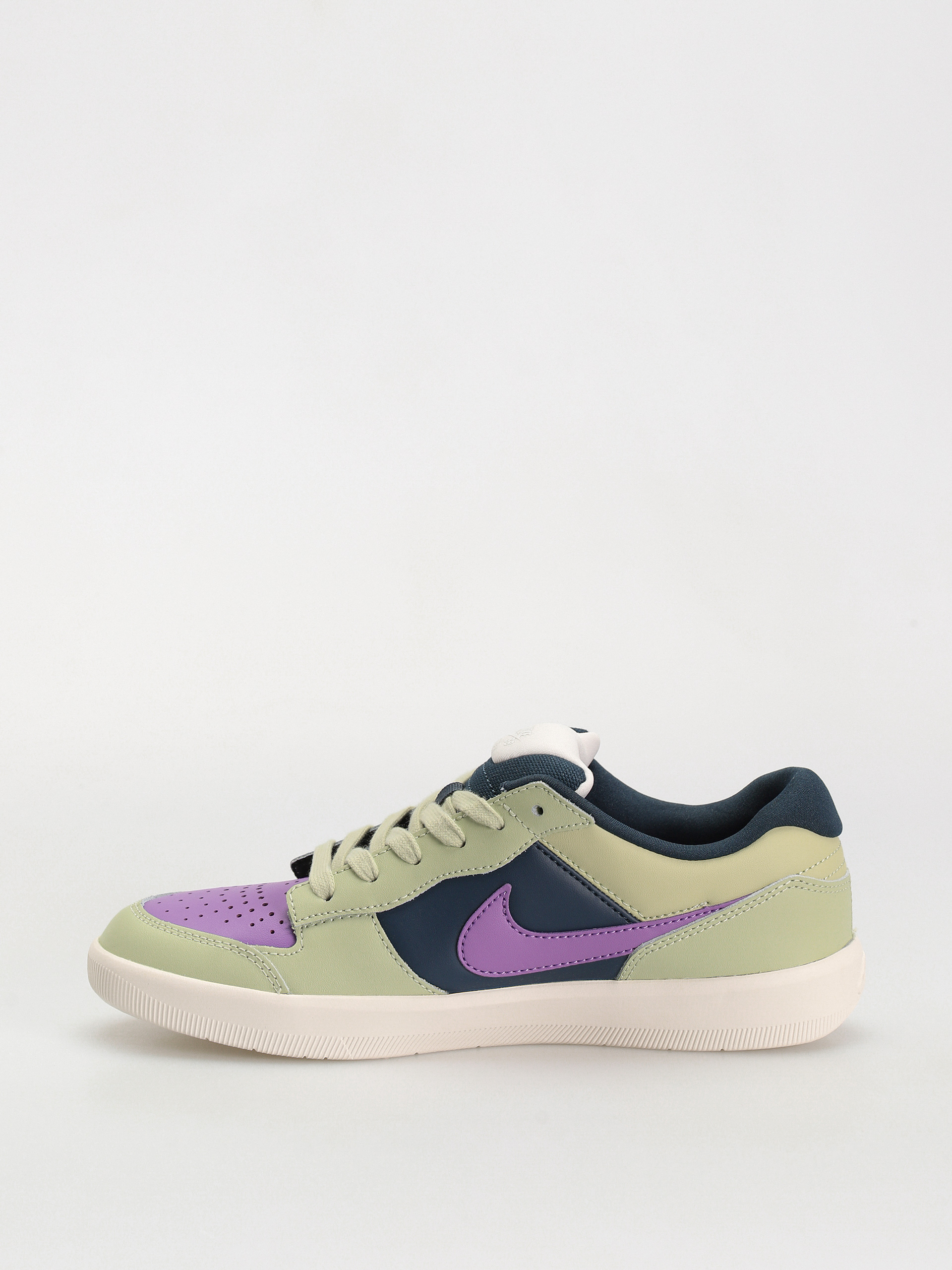 Boty Nike SB Force 58 Premium (olive aura/black raspberry armory navy)
