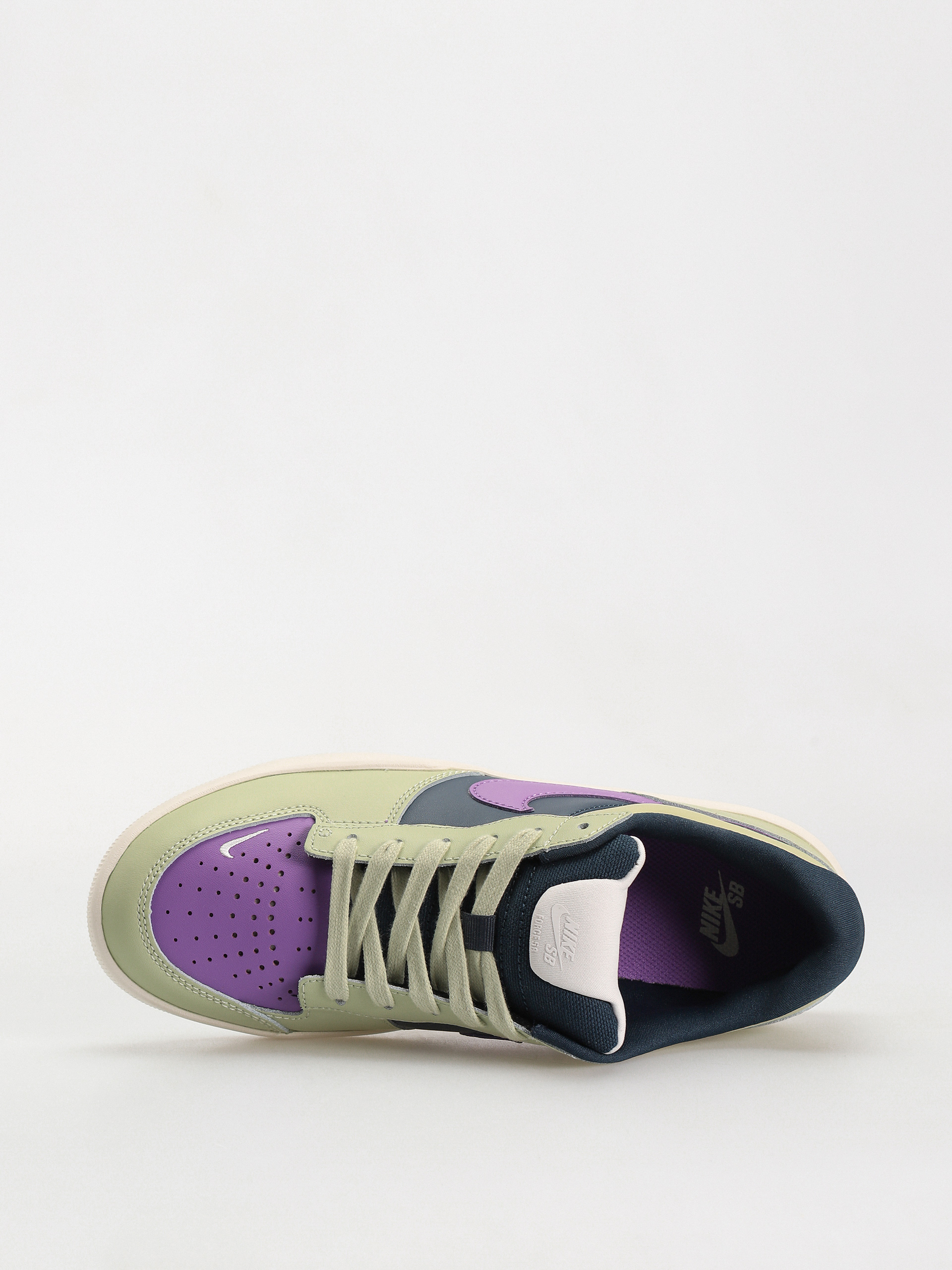 Boty Nike SB Force 58 Premium (olive aura/black raspberry armory navy)