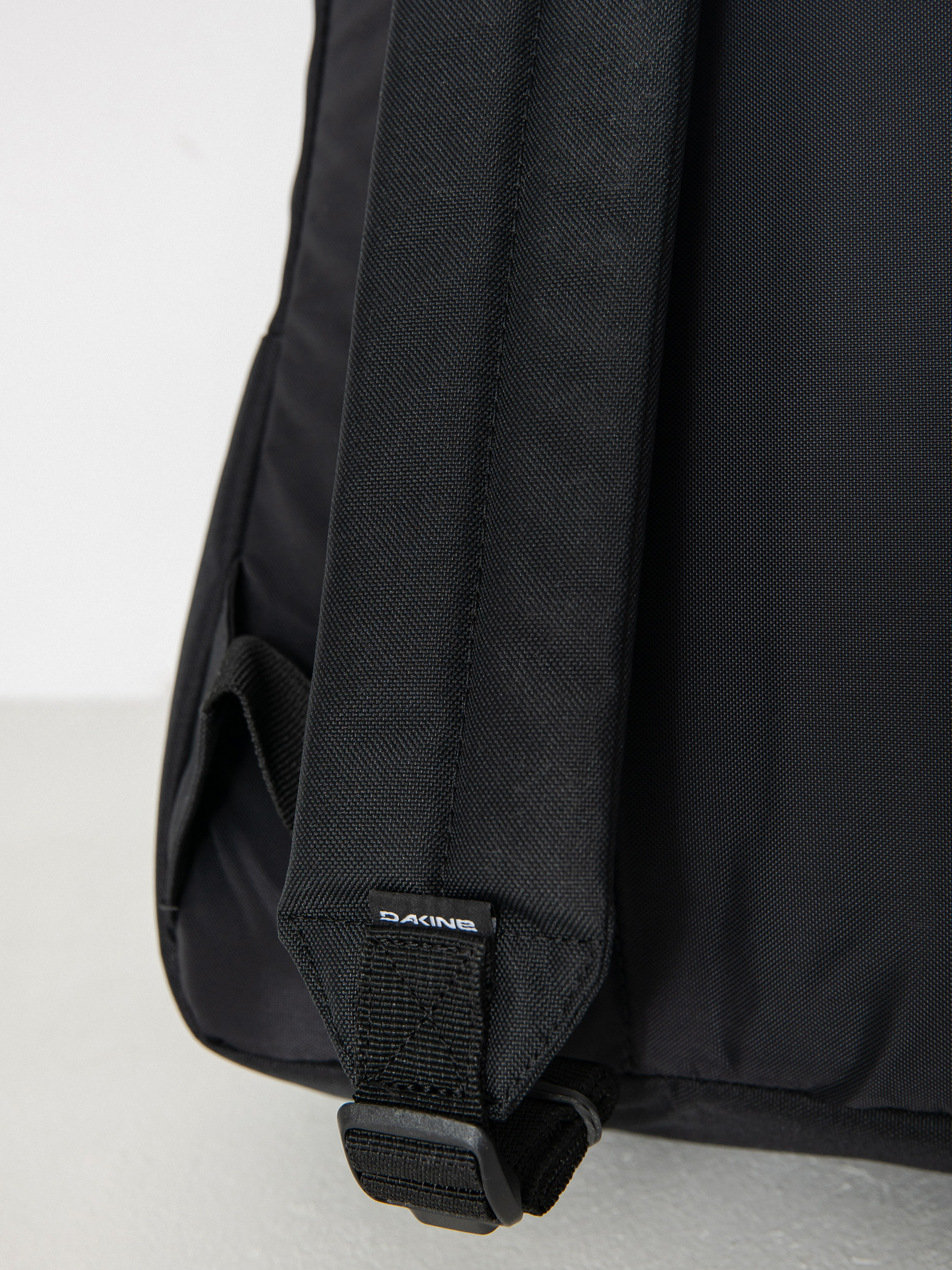 Batoh Dakine X Independent 365 Pack 21L (black)