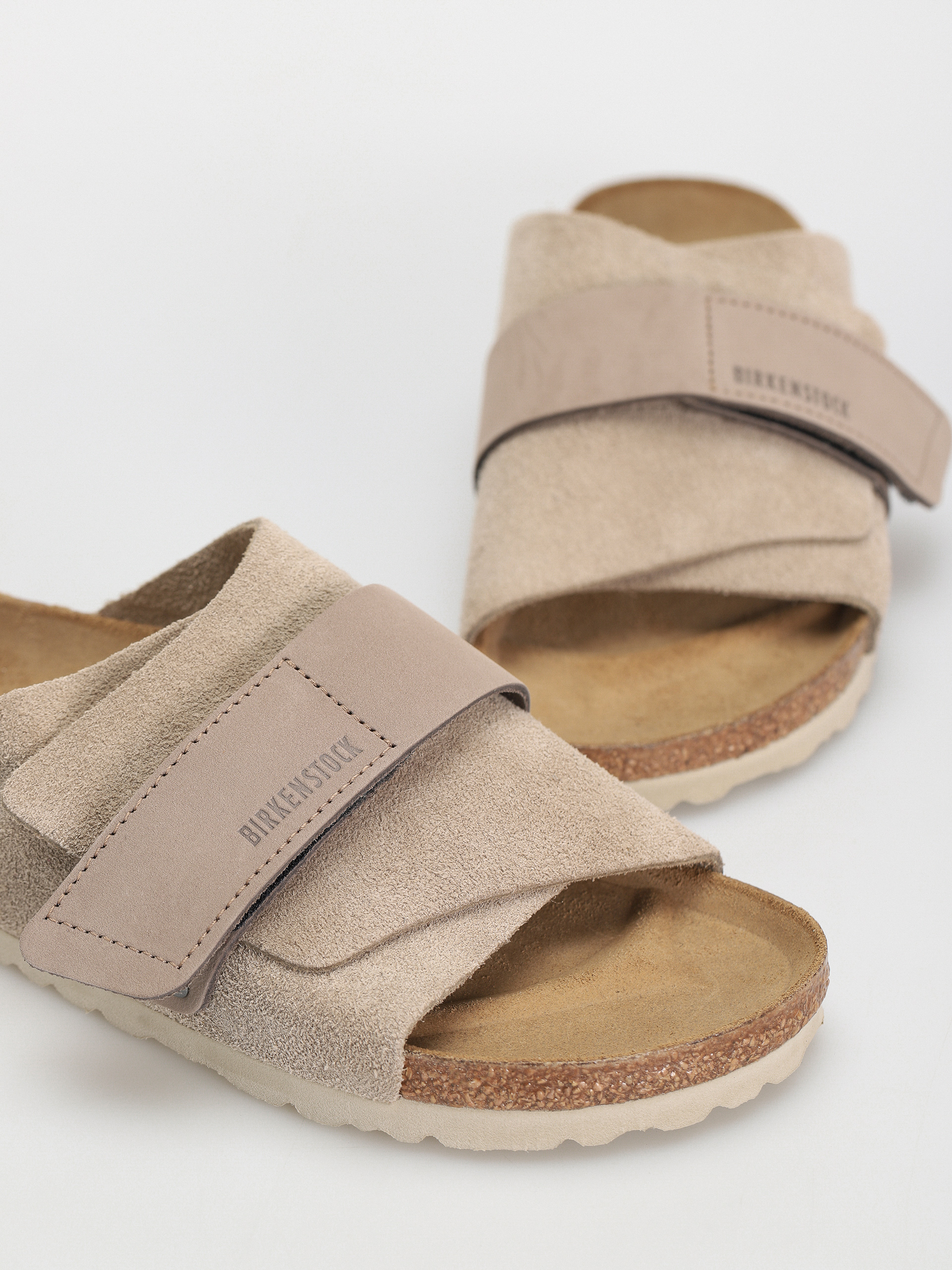 Plážovky Birkenstock Kyoto Nubuck Suede Leather Narrow Wmn (taupe)