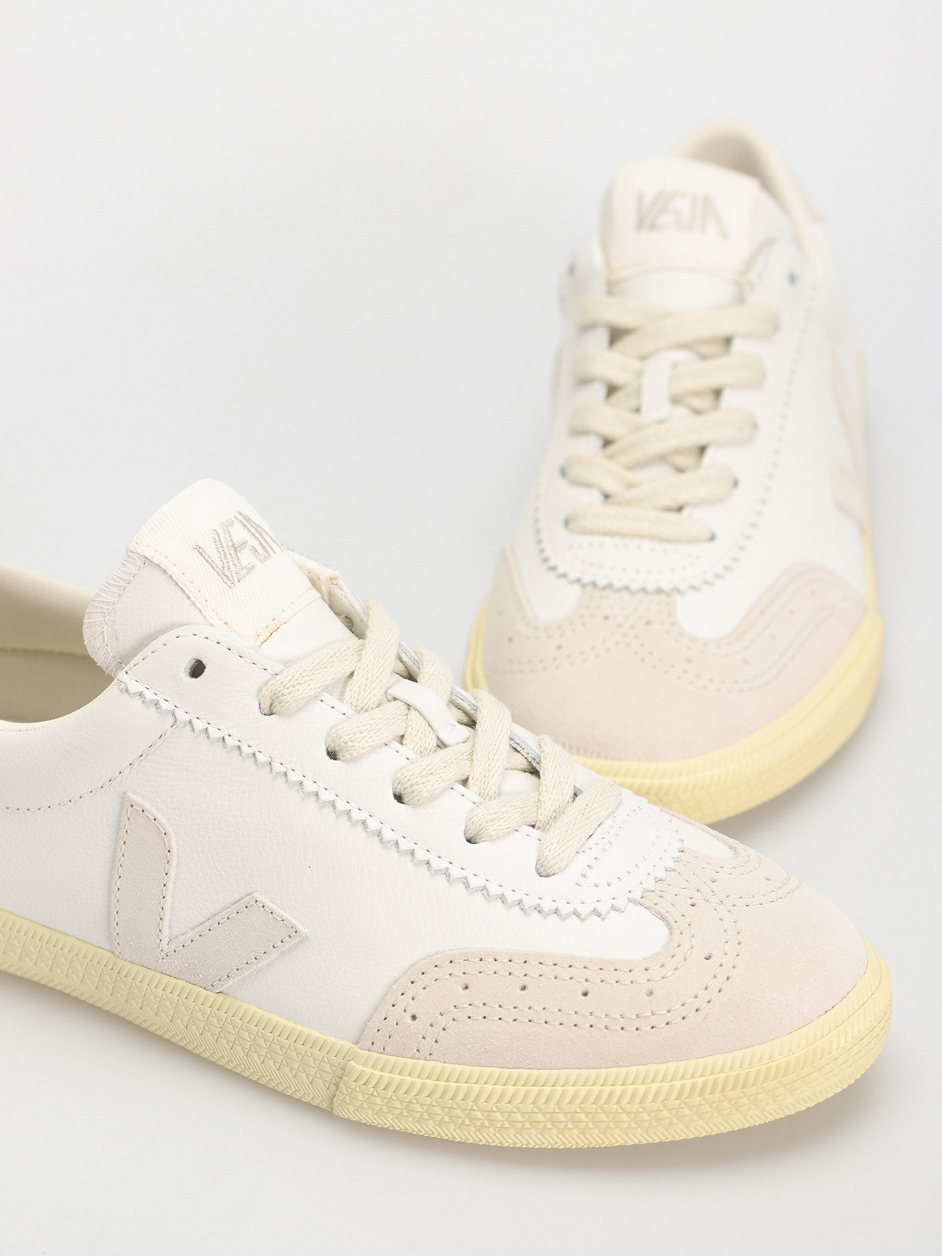Boty Veja Volley Wmn (white natural)