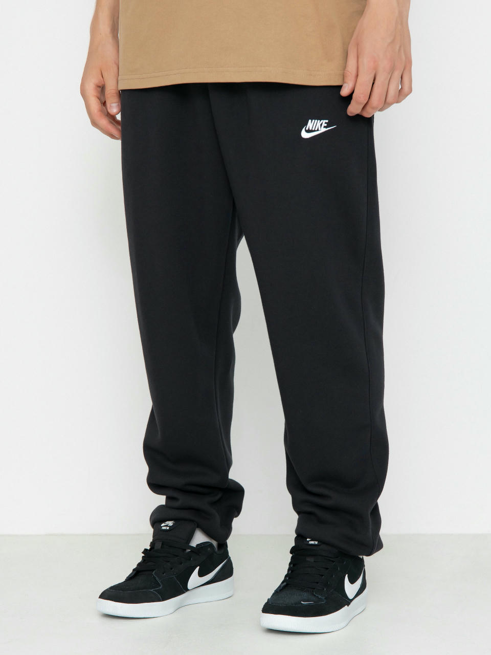 Kalhoty Nike SB Club Fleece (black/black/white)