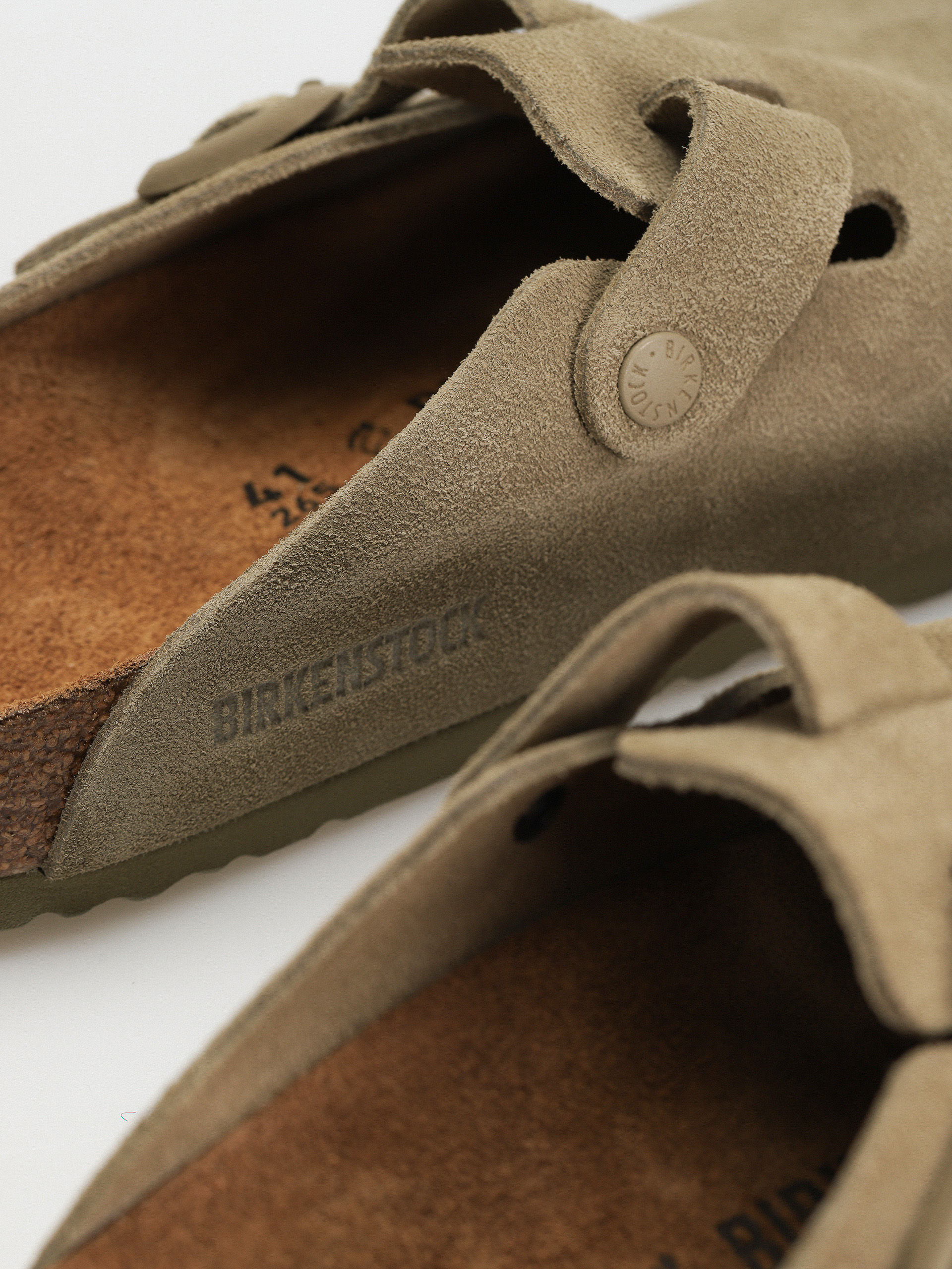Plážovky Birkenstock Boston Suede Leather Regular (faded khaki)