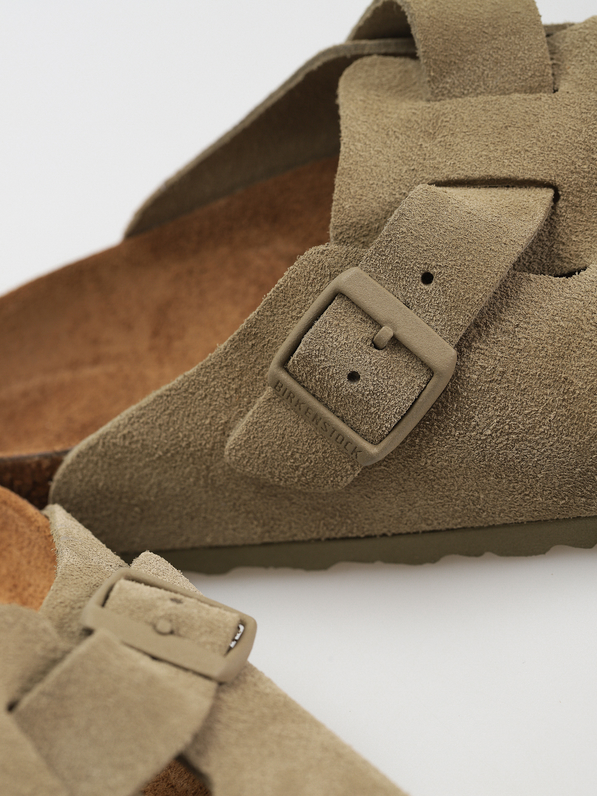 Plážovky Birkenstock Boston Suede Leather Regular (faded khaki)