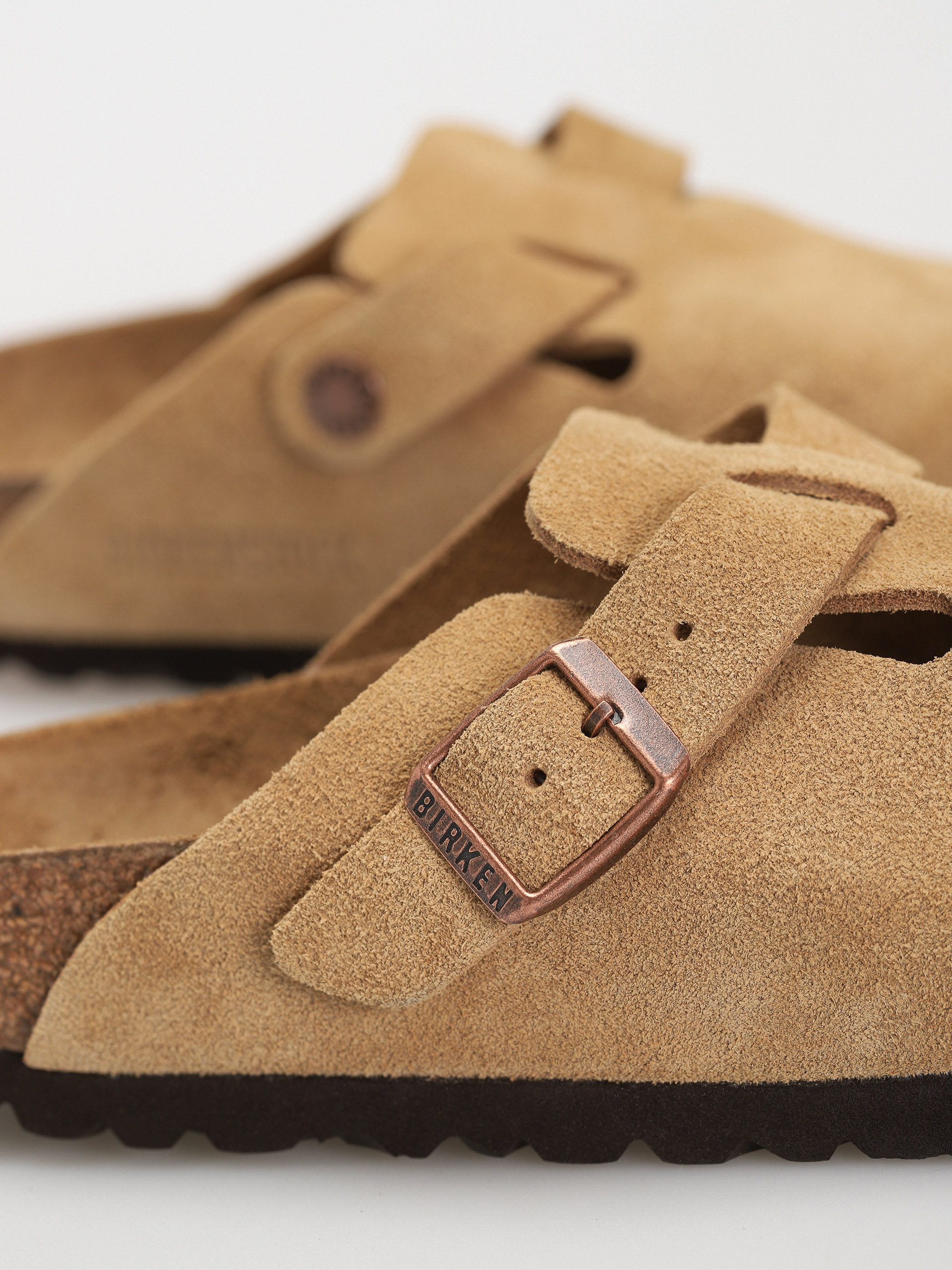 Plážovky Birkenstock Boston Suede Leather Narrow Wmn (latte cream)