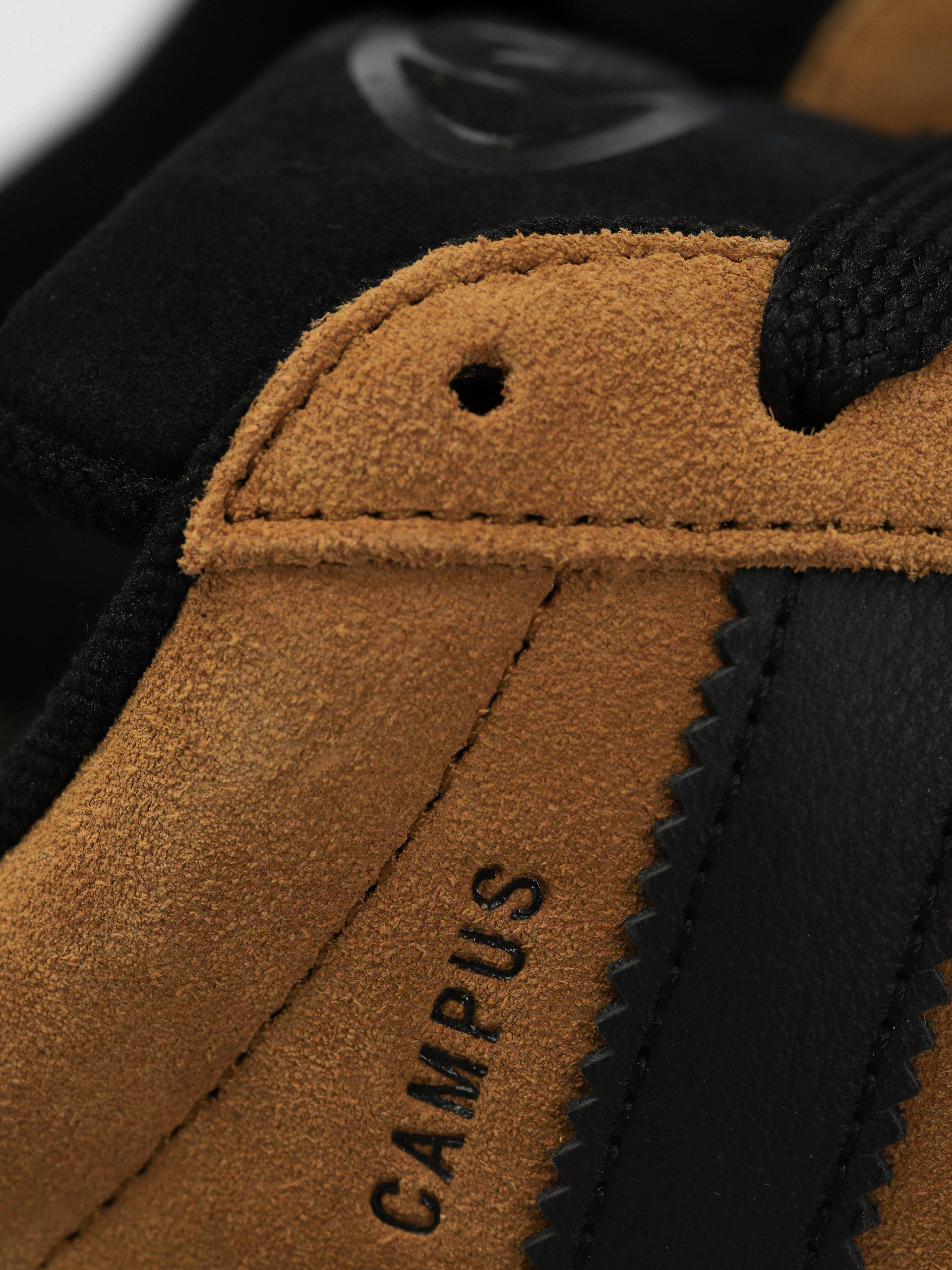 Boty adidas Campus 00s (cblack/cblack/brostr)