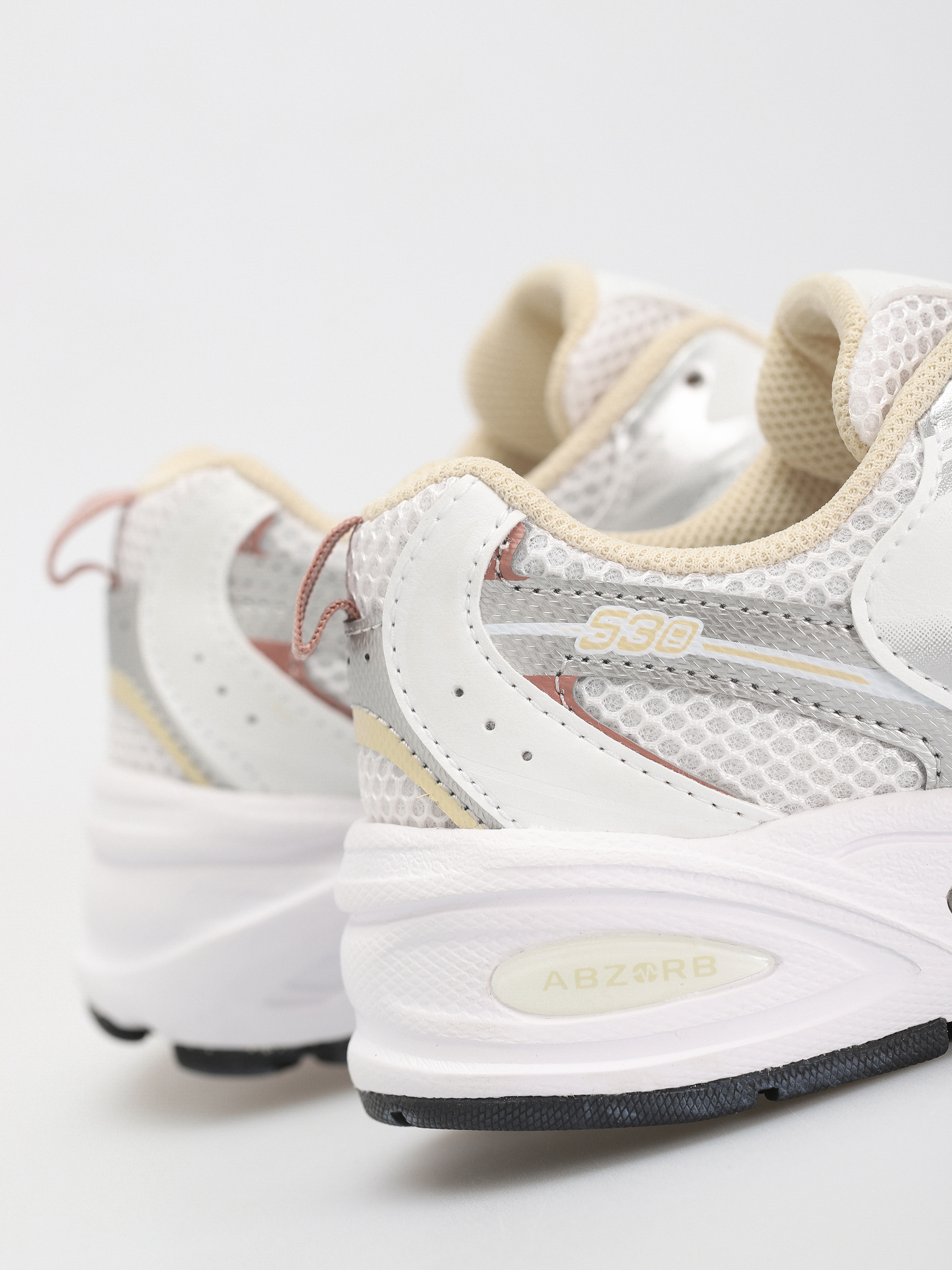 Boty New Balance 530 JR (white silver beige)