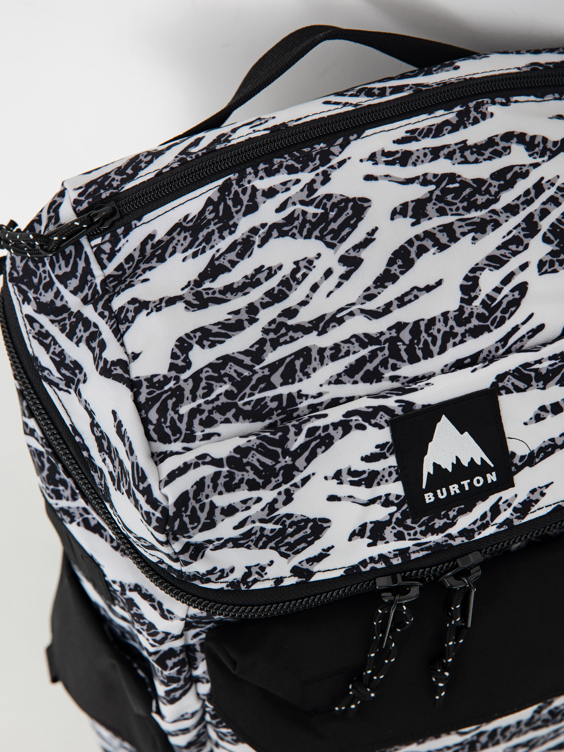 Batoh Burton Annex 2.0 28L (zebra camo)