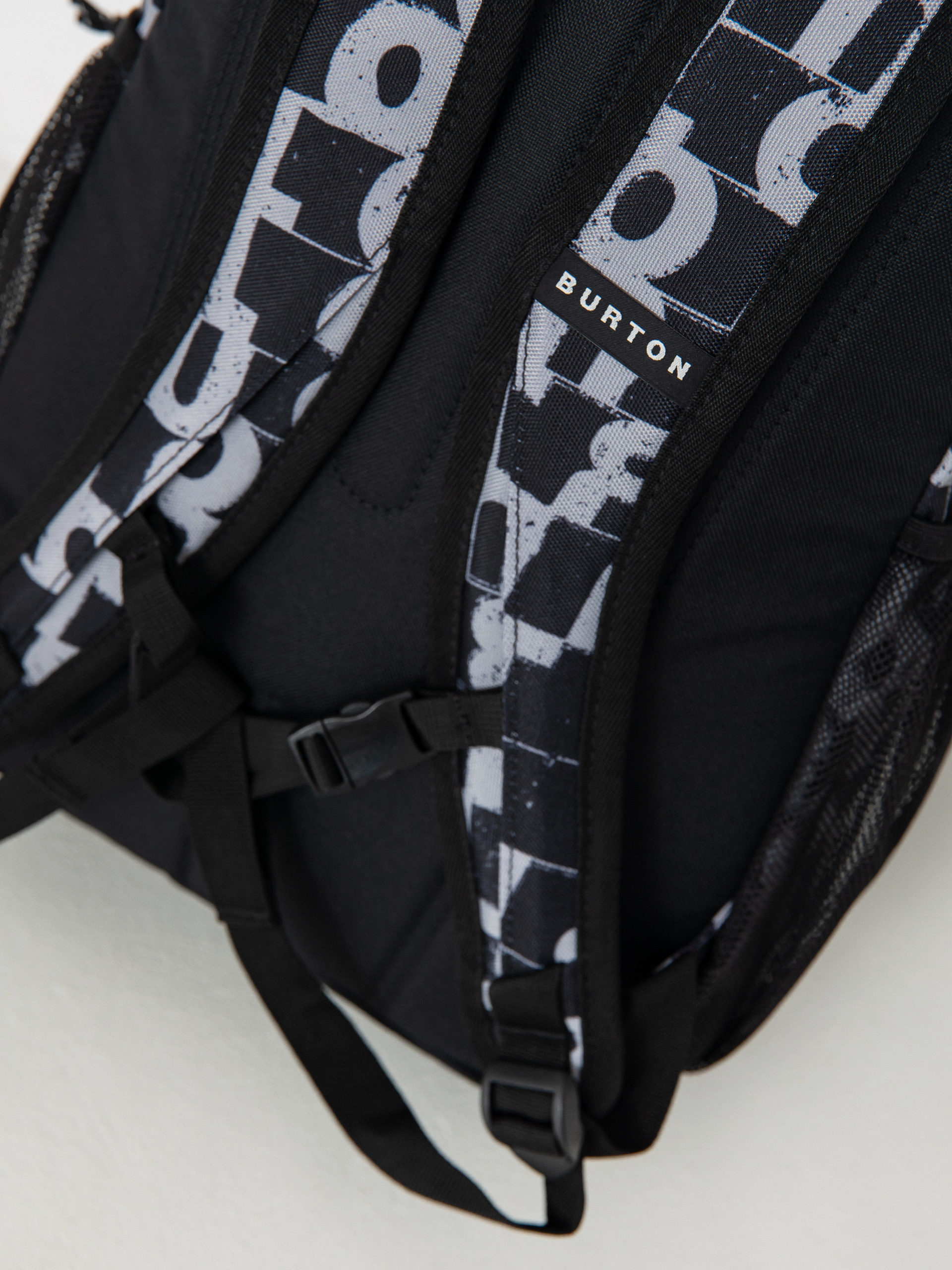 Batoh Burton Gromlet 15L JR (lined letters)