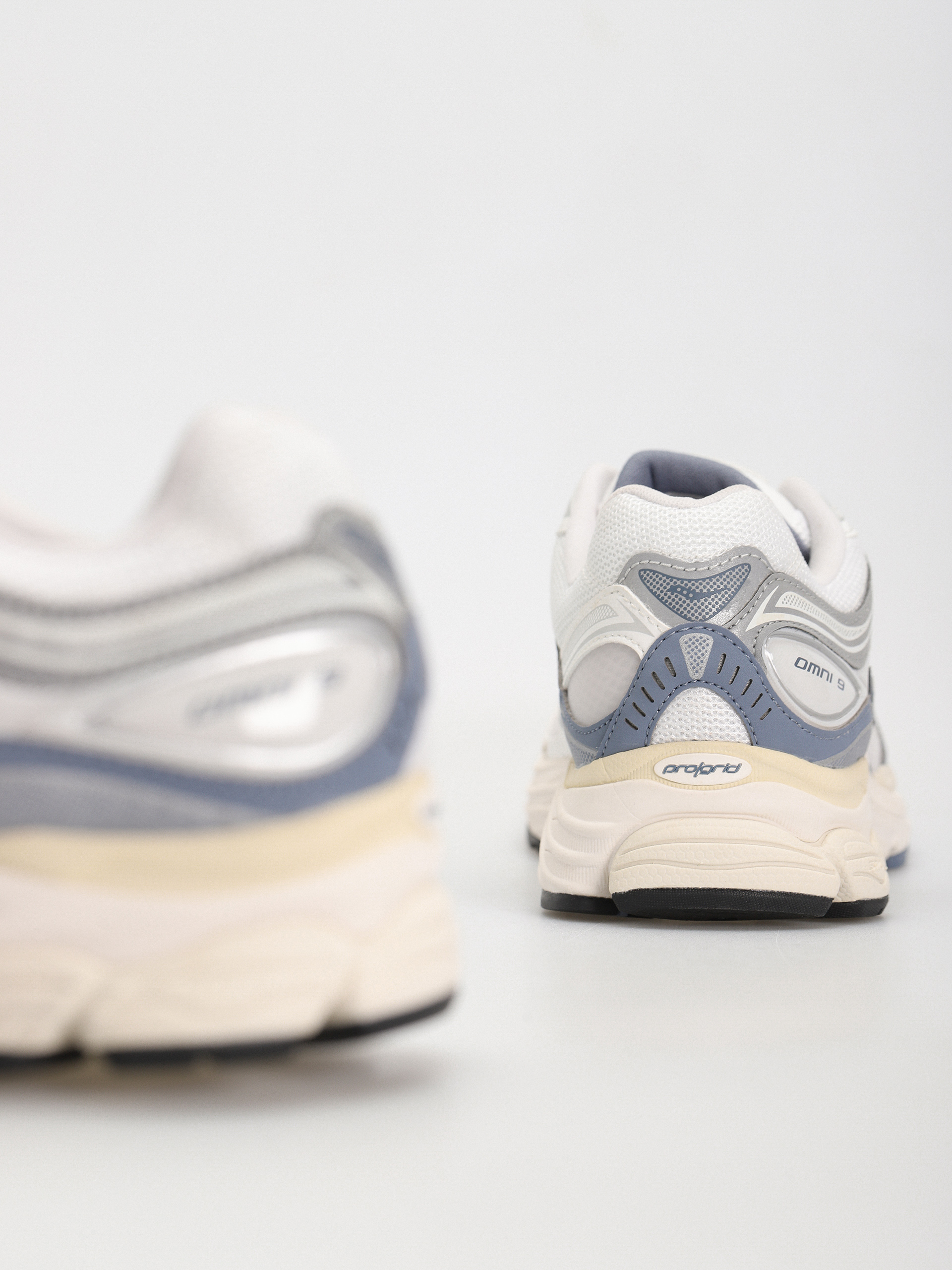 Boty Saucony Progrid Omni 9 (ivory/blue)