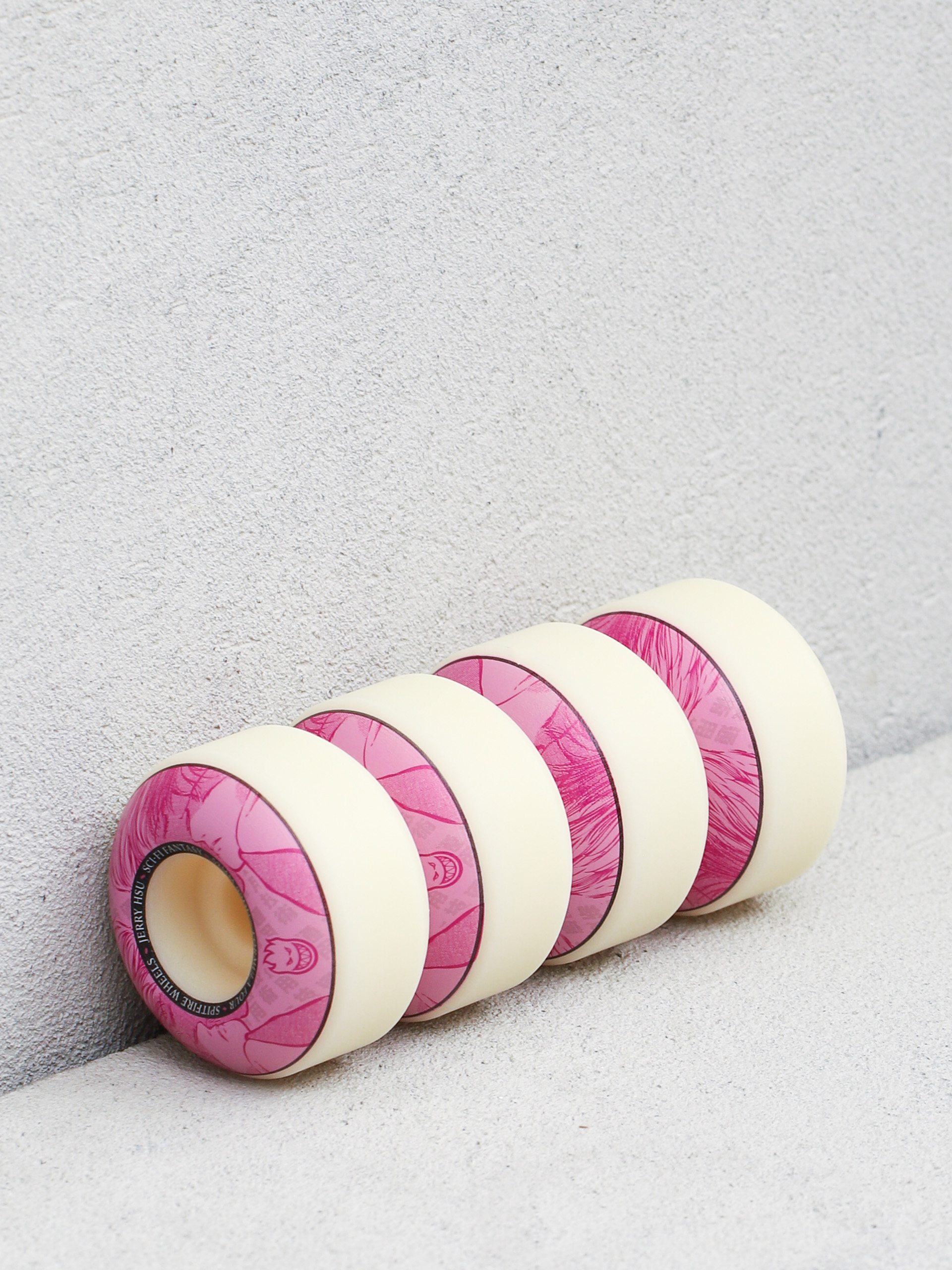 Kolečka Spitfire Formula Four 99D Hsu Sci Fi Classic (natural/pink)