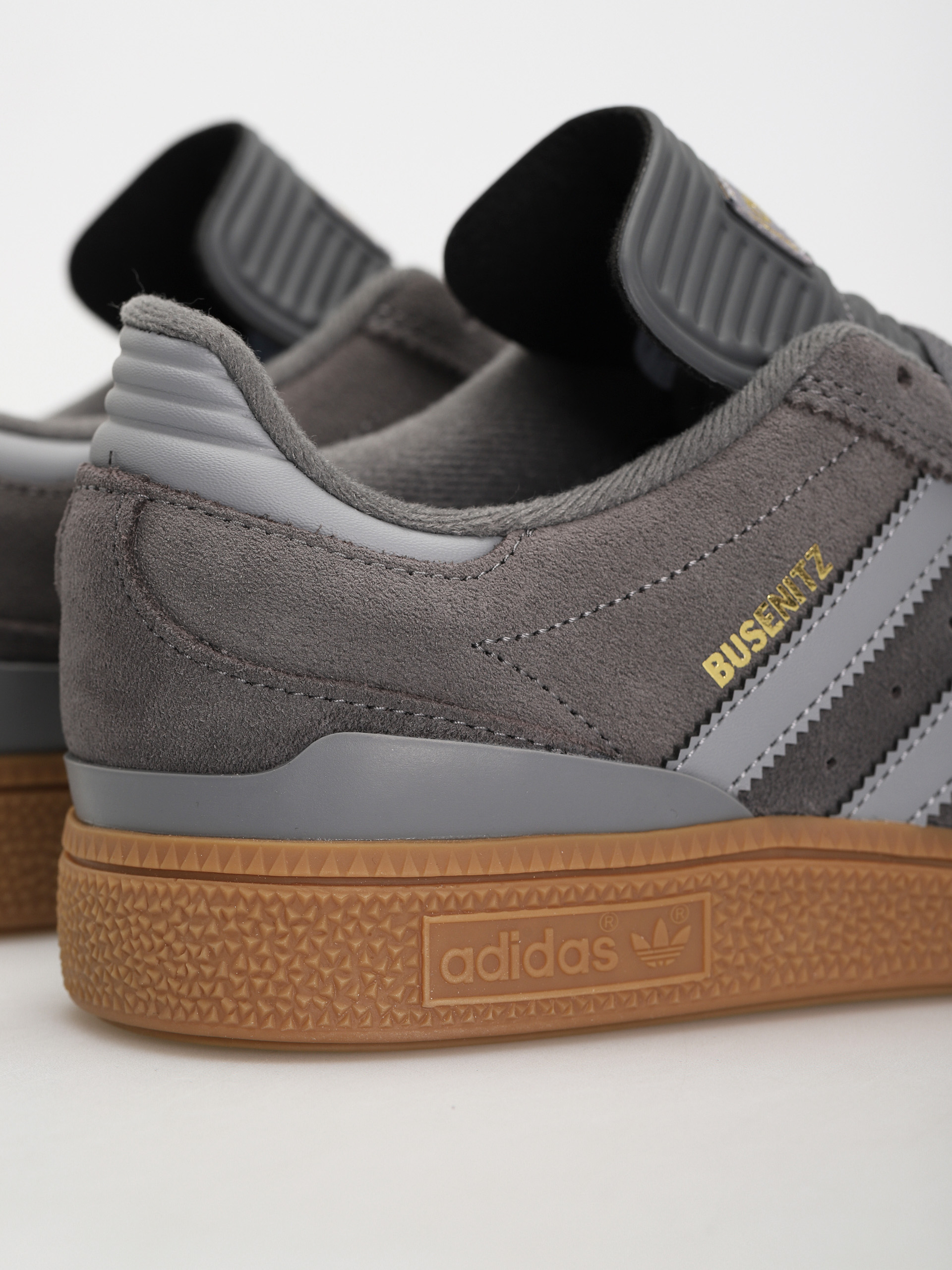 Boty adidas Busenitz (grefiv/grethr/goldmt)