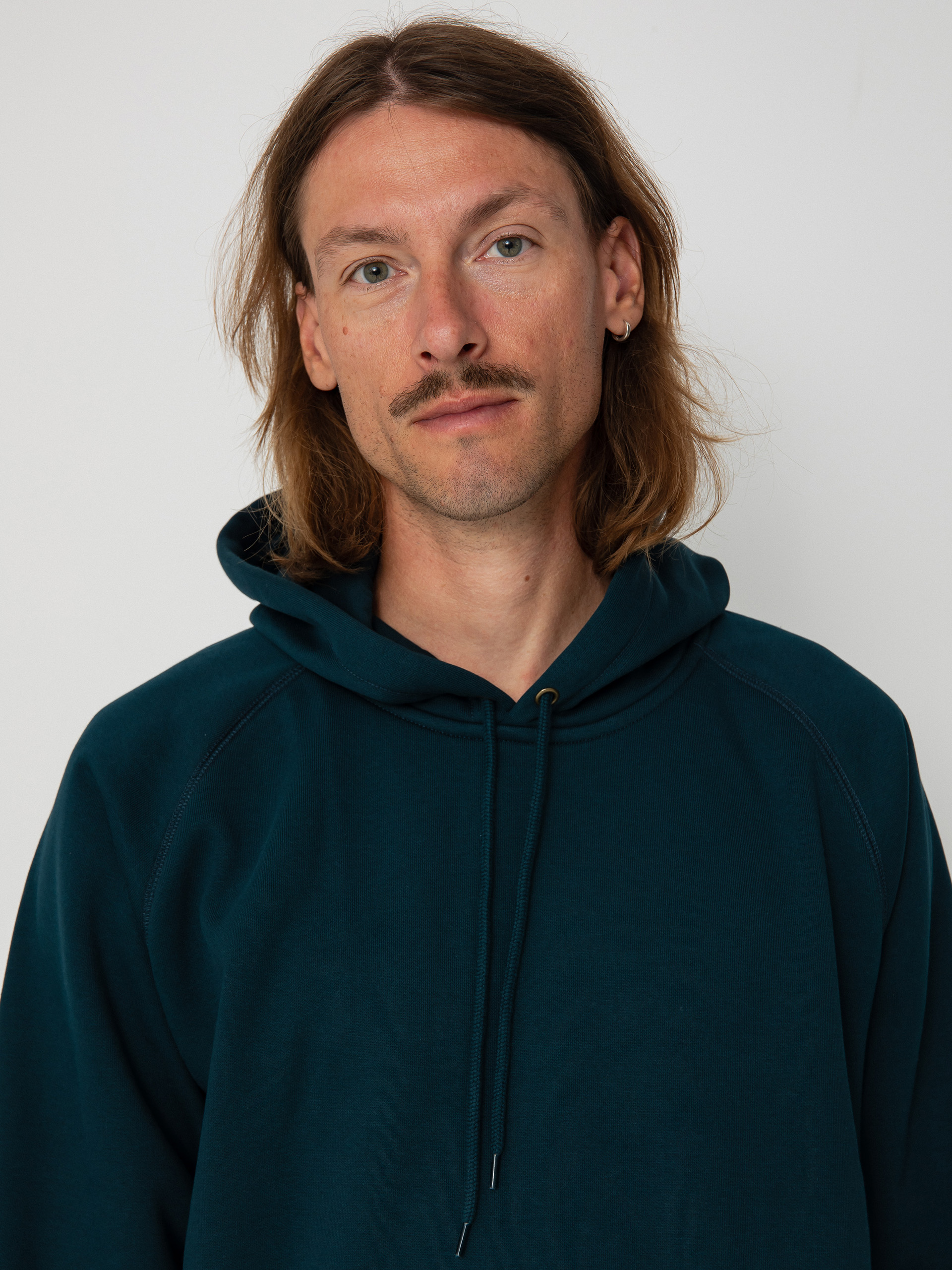 Mikina s kapucí Carhartt WIP Chase HD (duck blue/gold)