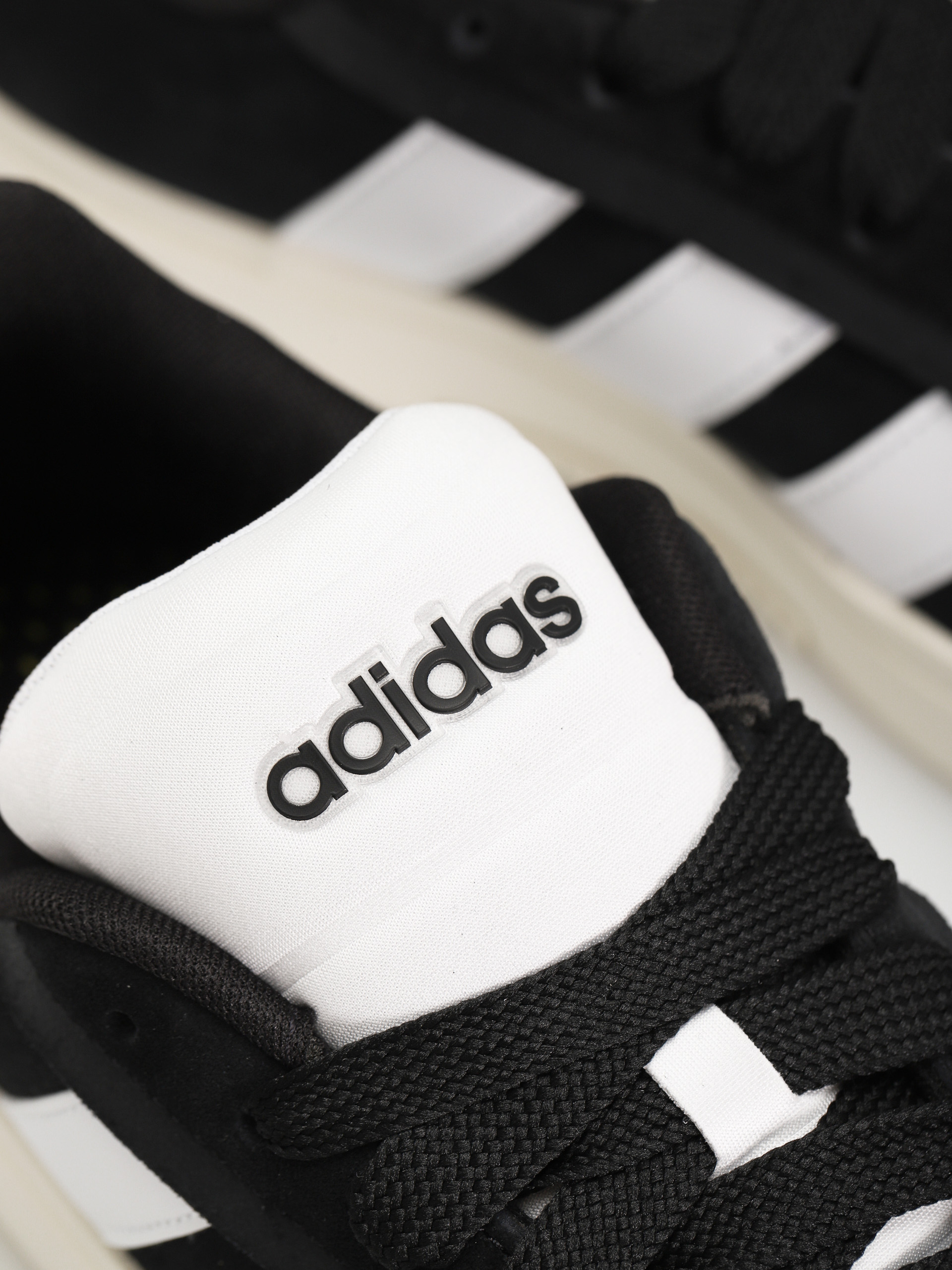 Boty adidas Grand Court Alpha 0 (cblack/ftwwht/owhite)