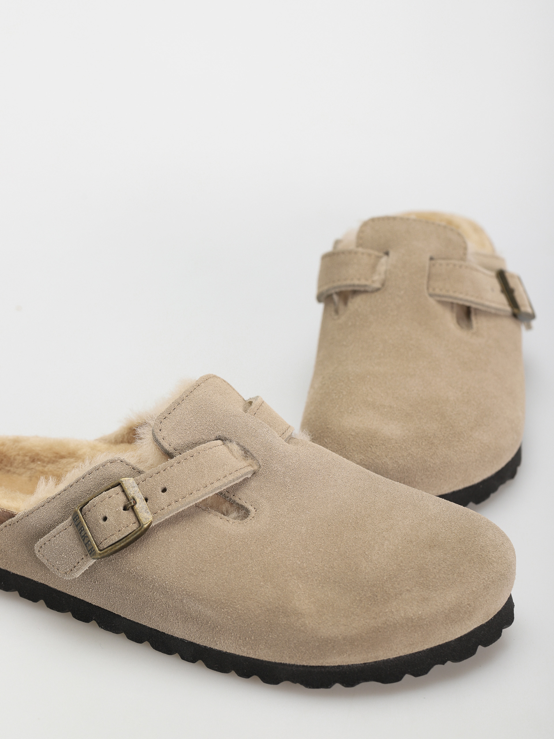 Plážovky Birkenstock Boston Shearling Suede Leather Fur Narrow Wmn (taupe)