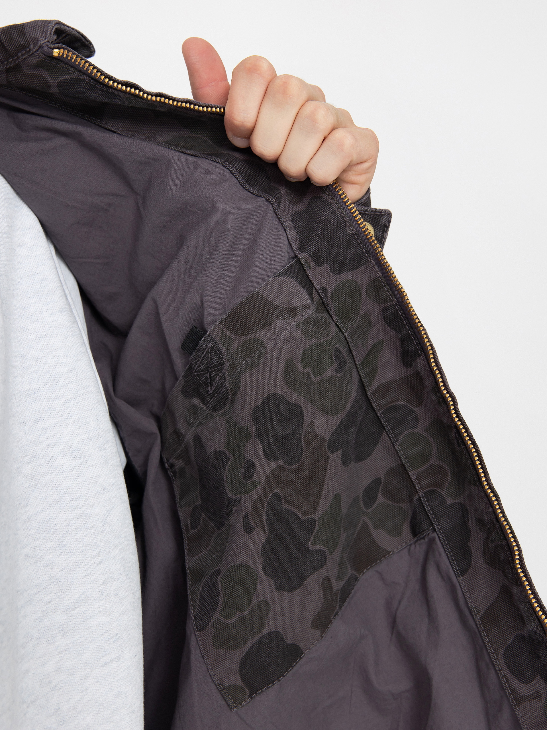 Bunda Carhartt WIP Duck Detroit (camo duck/green/graphite)