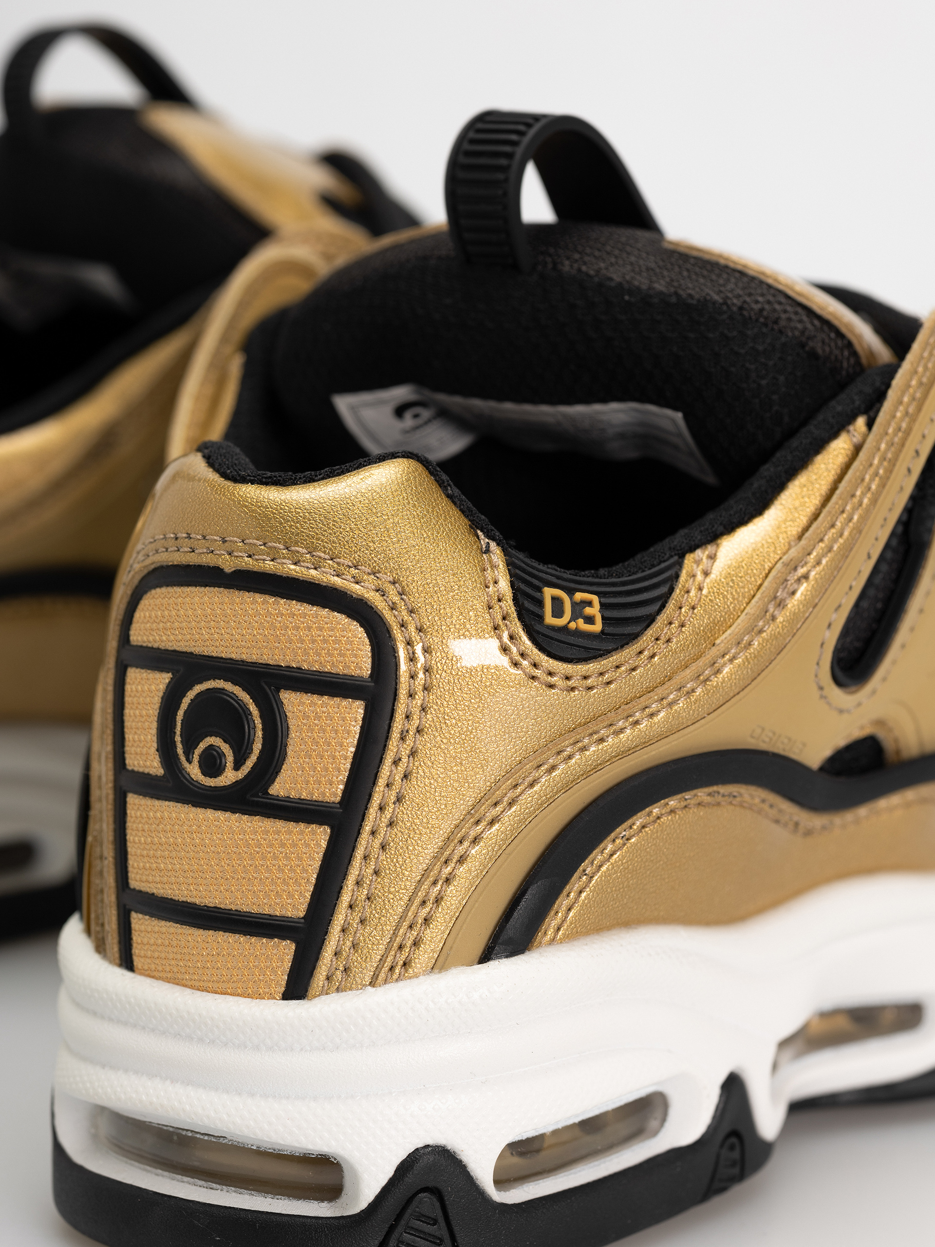 Boty Osiris D3 2001 (gold/black/white)