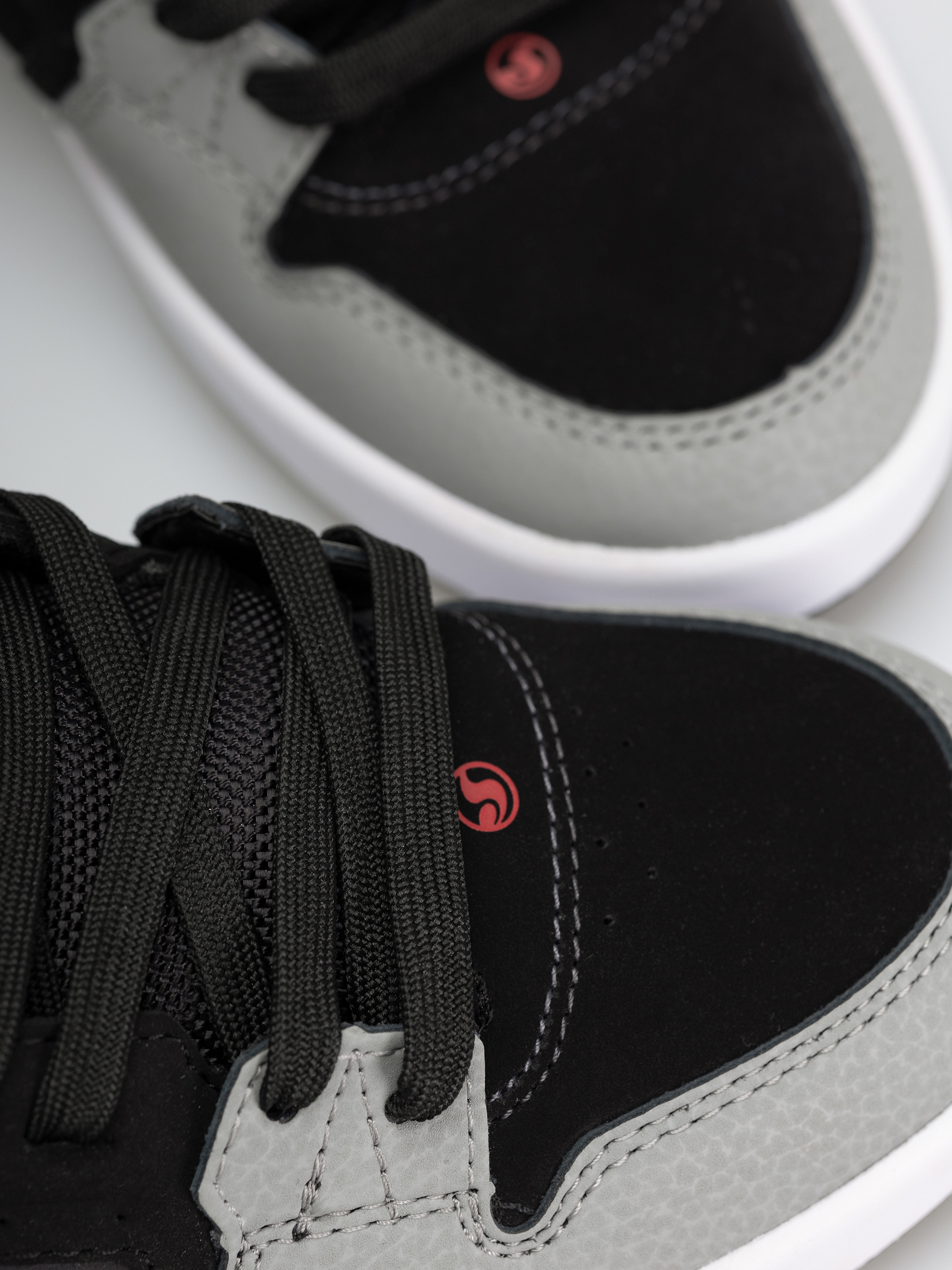 Boty DVS Comanche Lt (charcoal/black/gld)