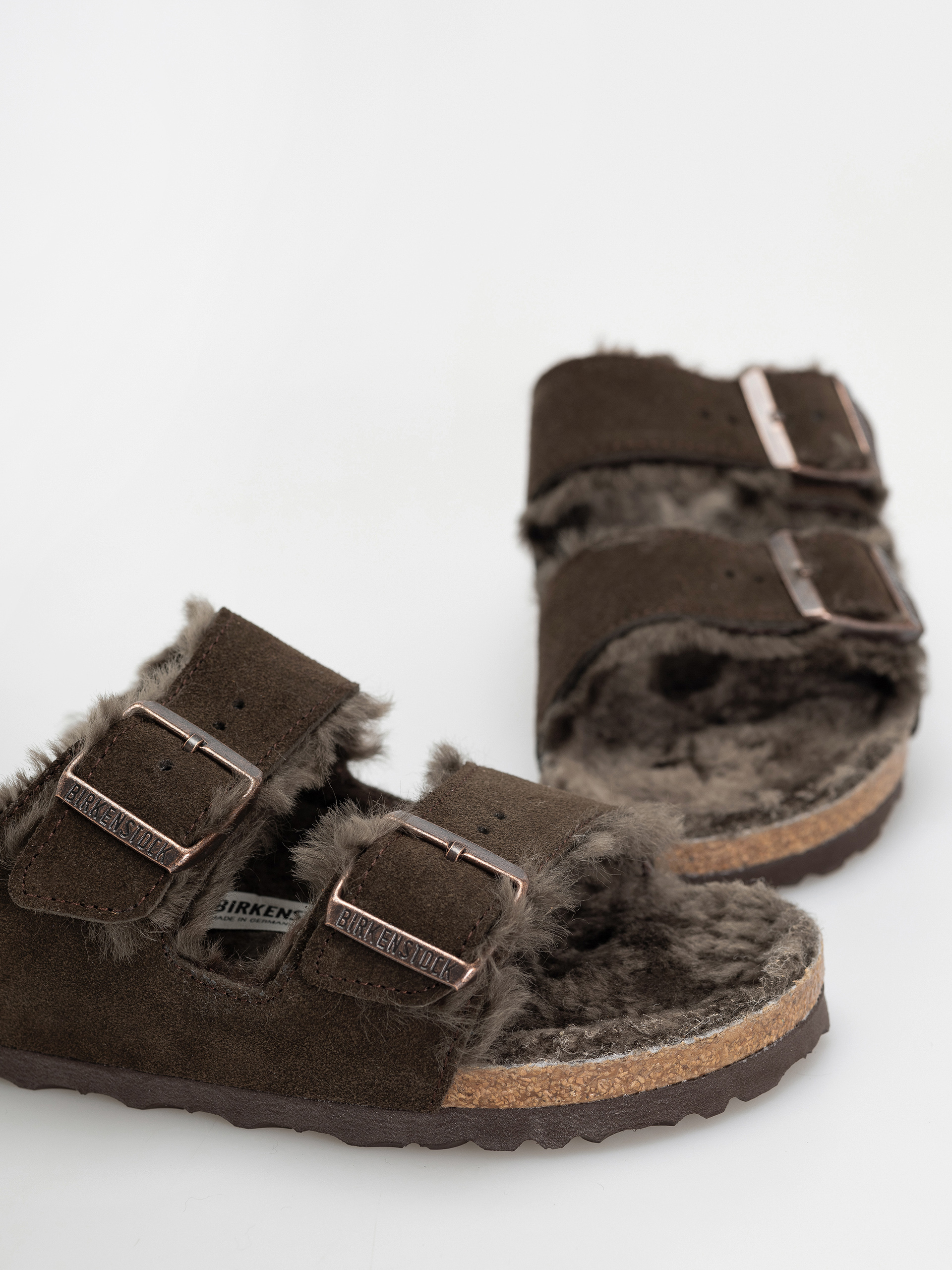 Plážovky Birkenstock Arizona Shearling Suede Leather Fur Narrow Wmn (mocha)