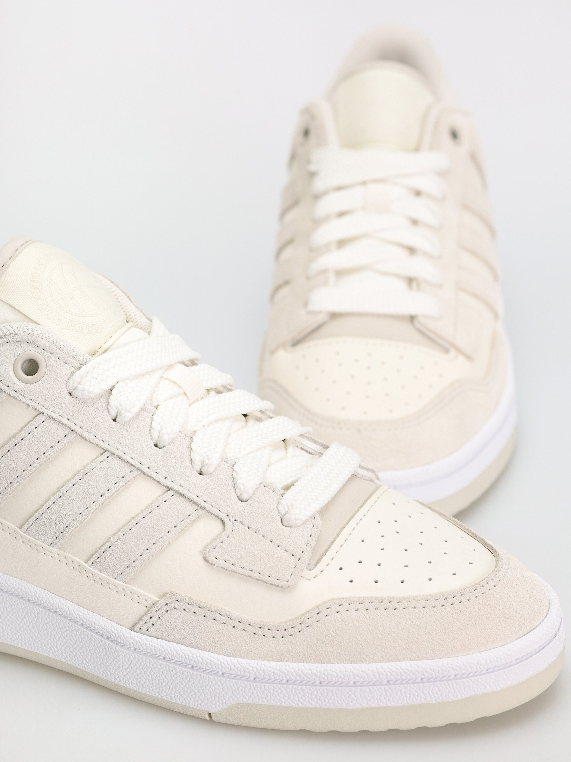 Boty adidas Rapid Court Low (orbgry/clowhi/ftwwht)