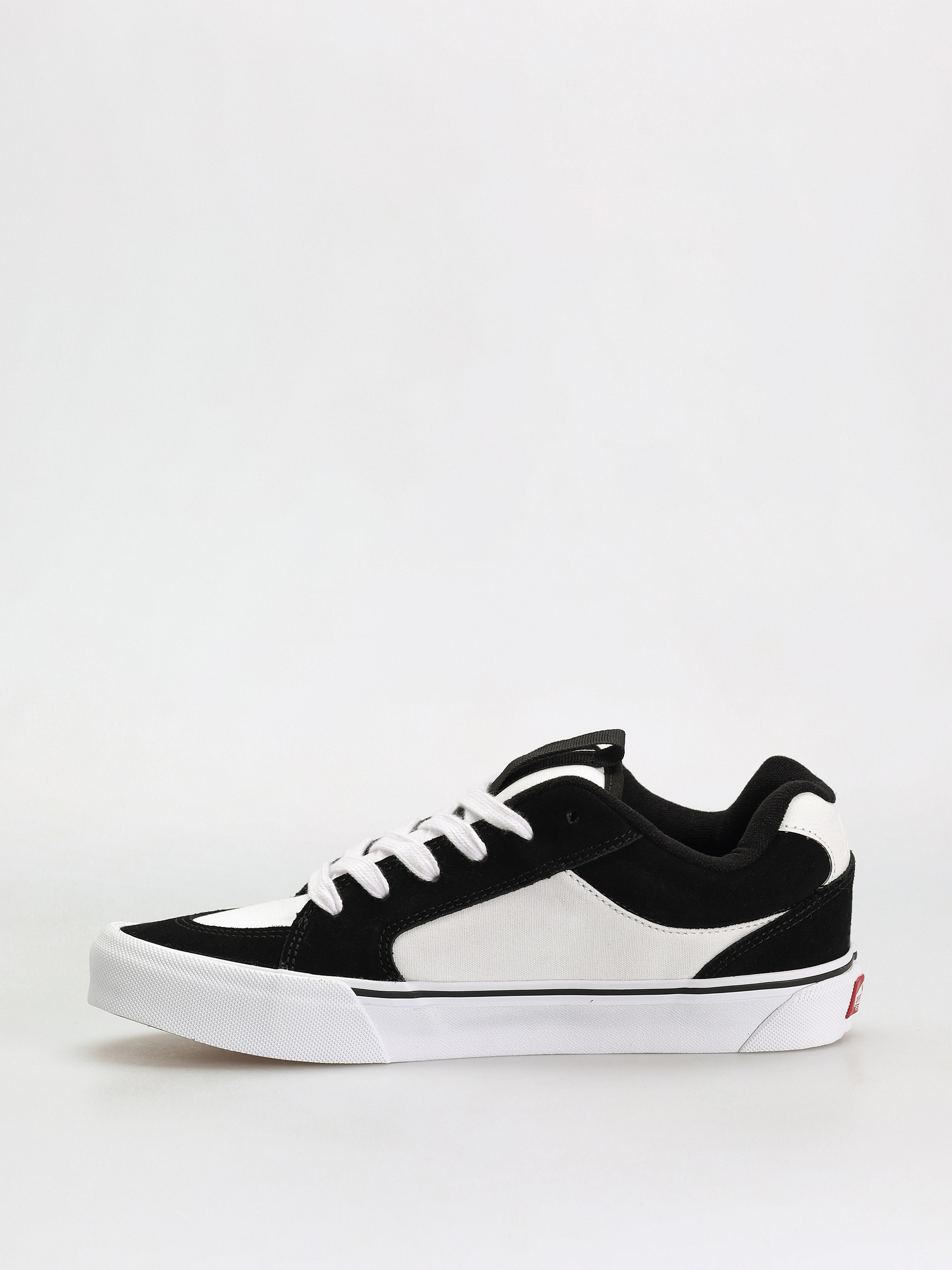 Boty Vans Chukka Push (2-tone black/white)