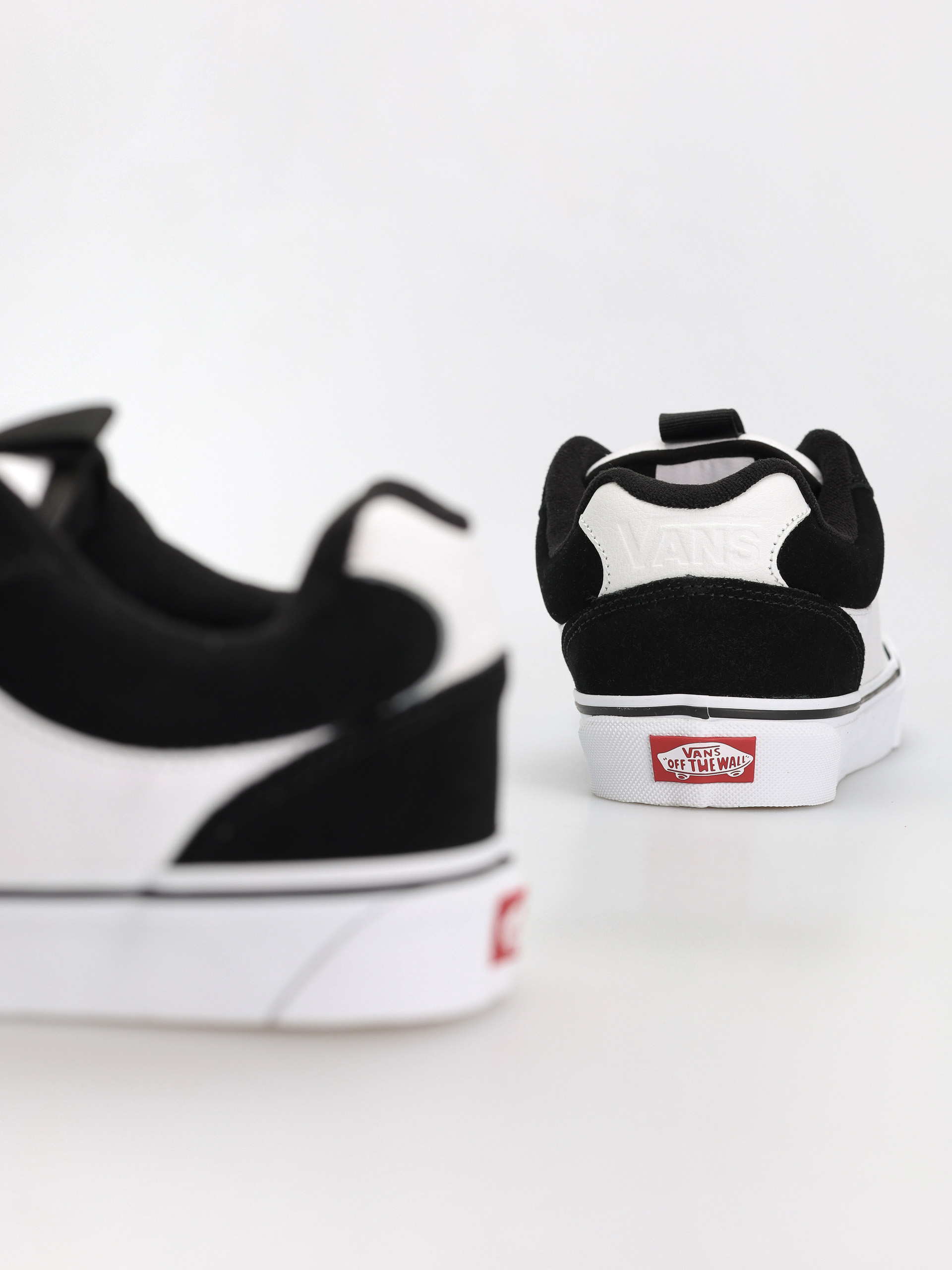 Boty Vans Chukka Push (2-tone black/white)