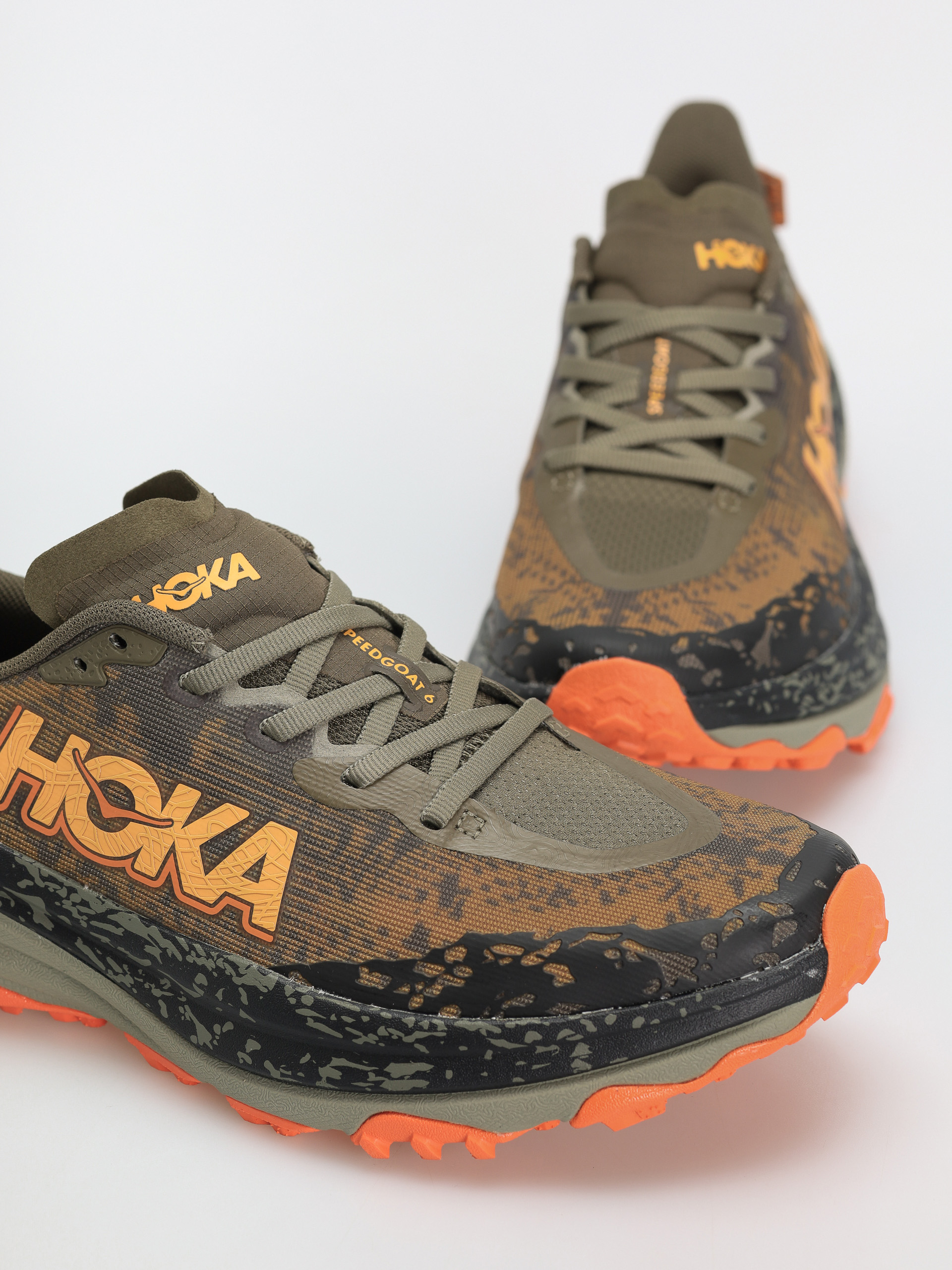 Boty Hoka Speedgoat 6 (antique olive/squash)