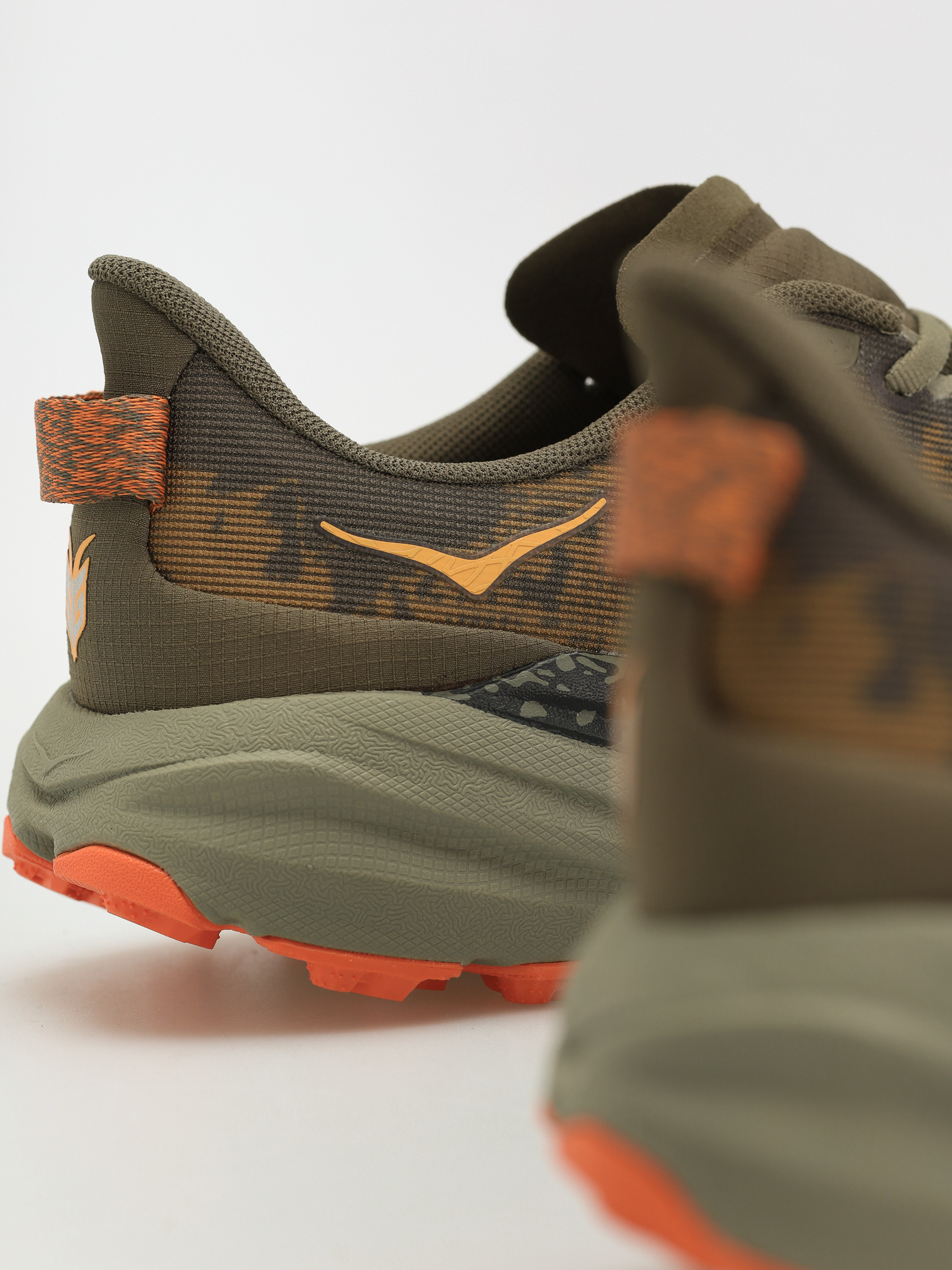 Boty Hoka Speedgoat 6 (antique olive/squash)