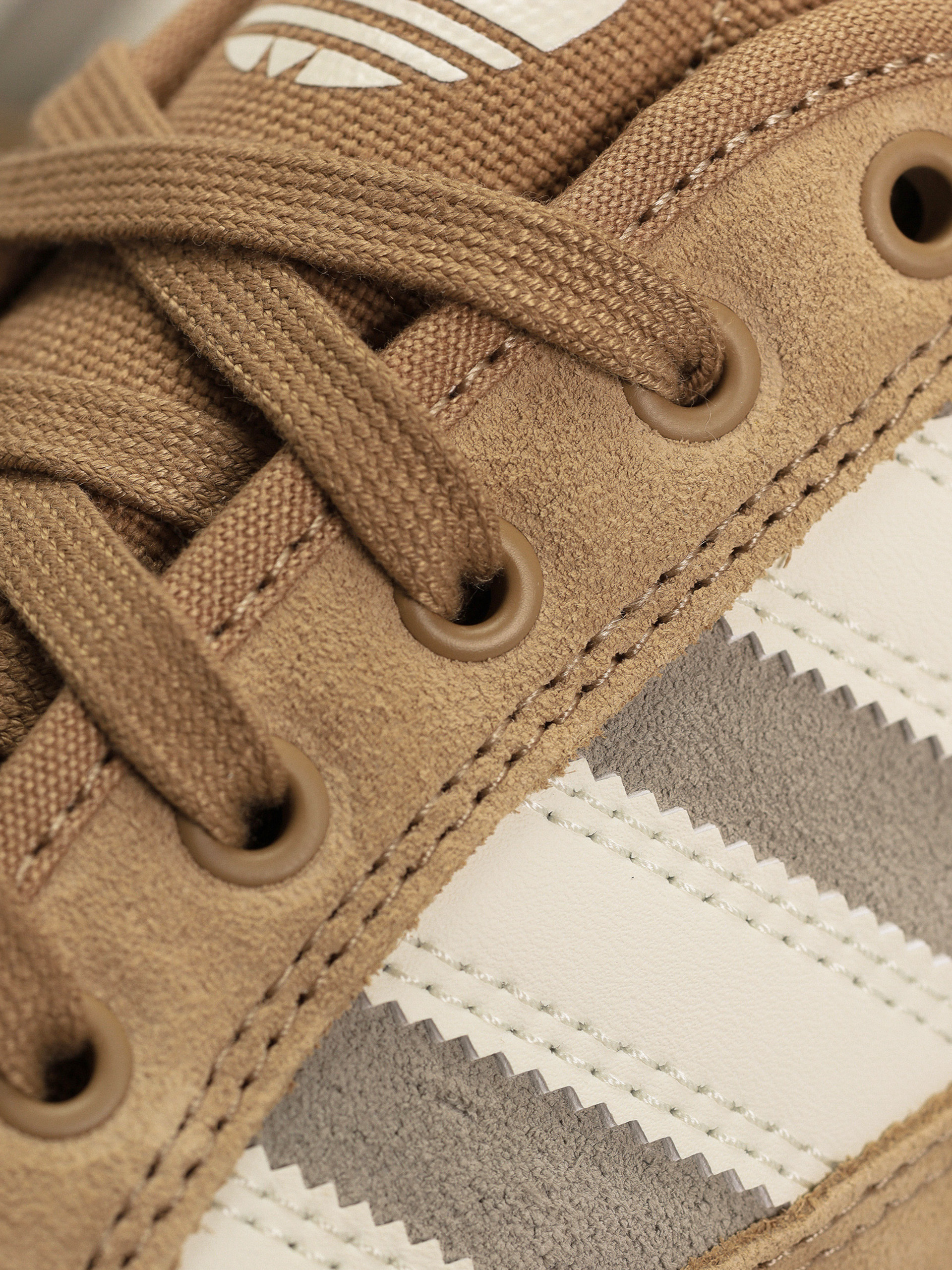 Boty adidas Court TNS Premiere (cardbo/owhite/silpeb)