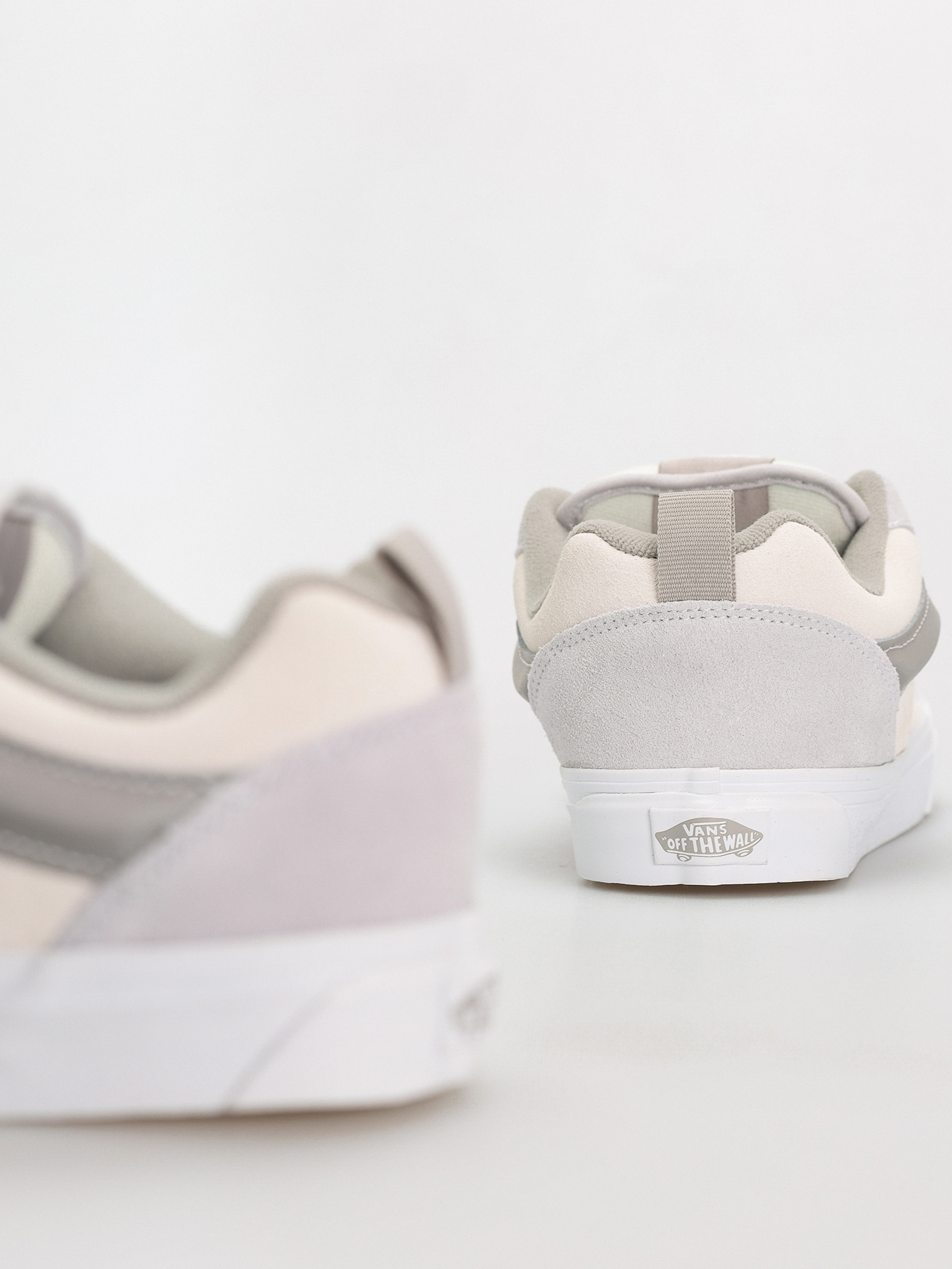 Boty Vans Knu Skool (tri-tone block light gray)