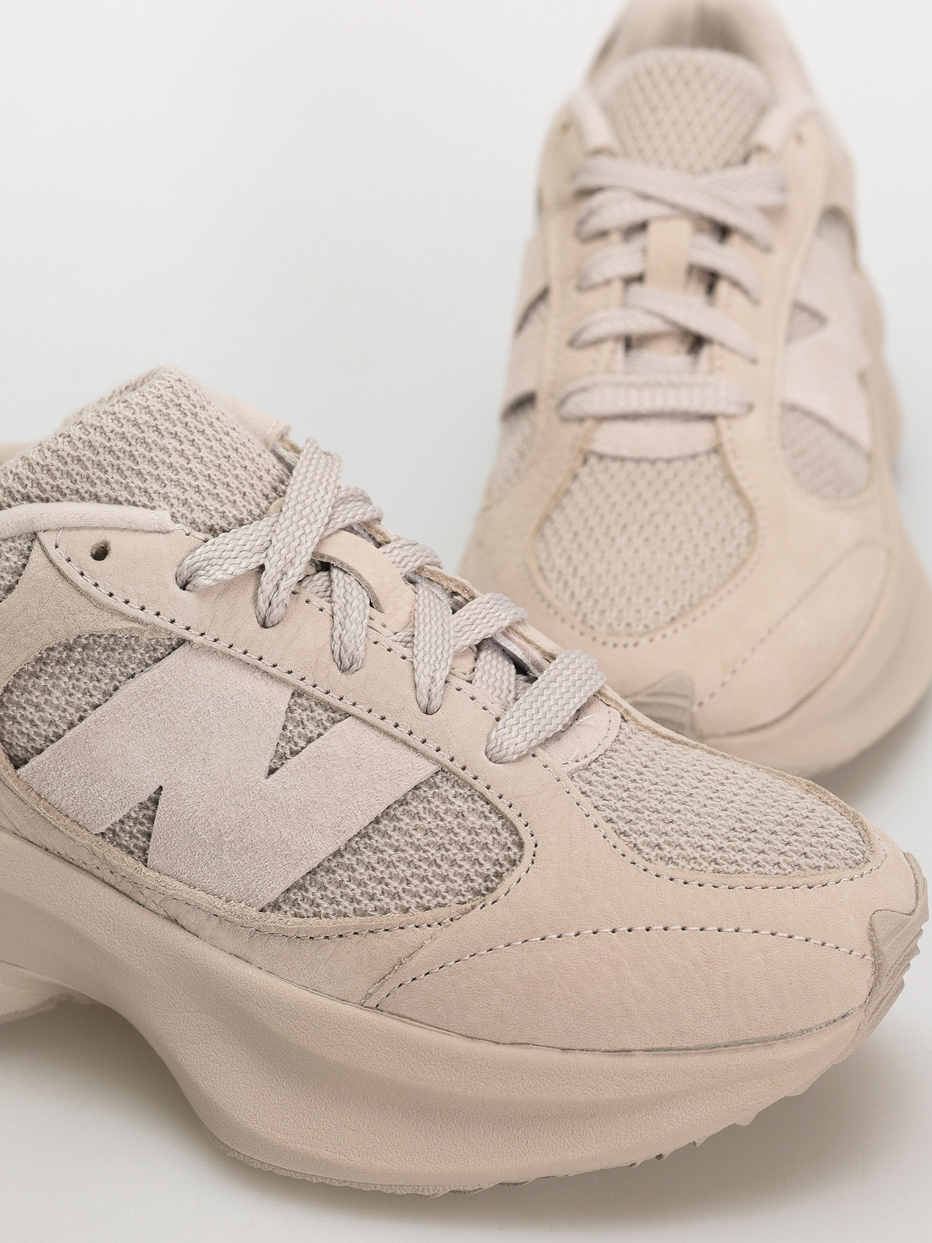 Boty New Balance WRPD (moonrock)