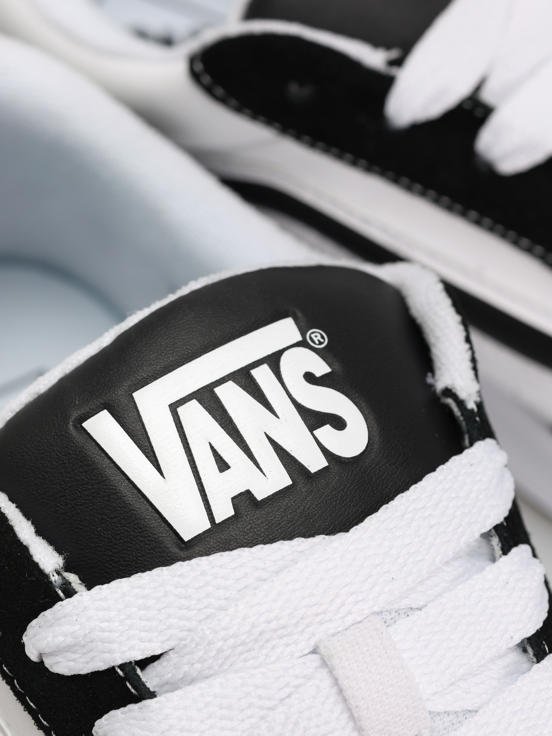 Boty Vans Hylane (black/white)