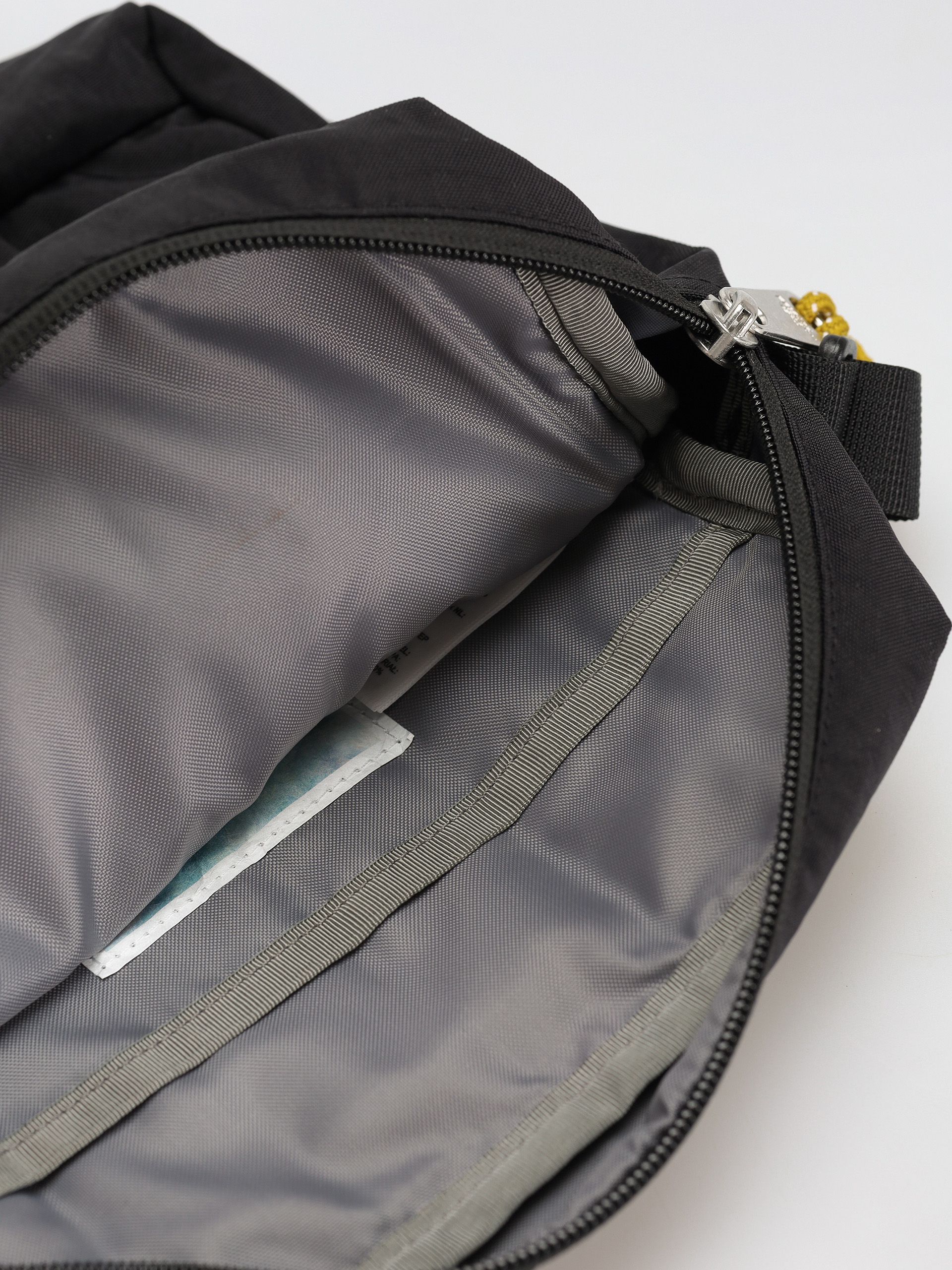 Taška The North Face Berkeley Crossbody (tnf black/mineral gold/)