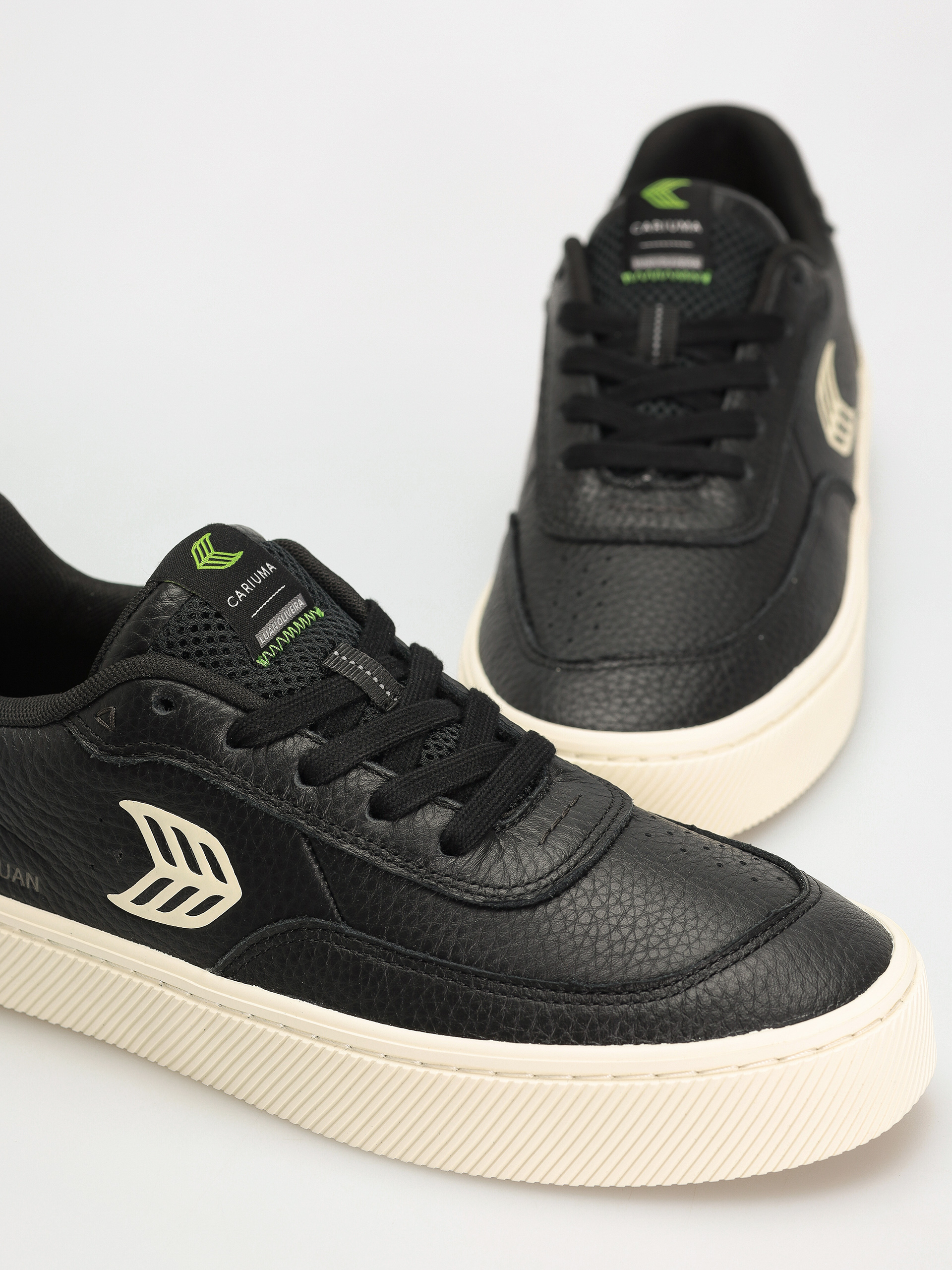 Boty Cariuma Luan Pro (black/ivory)