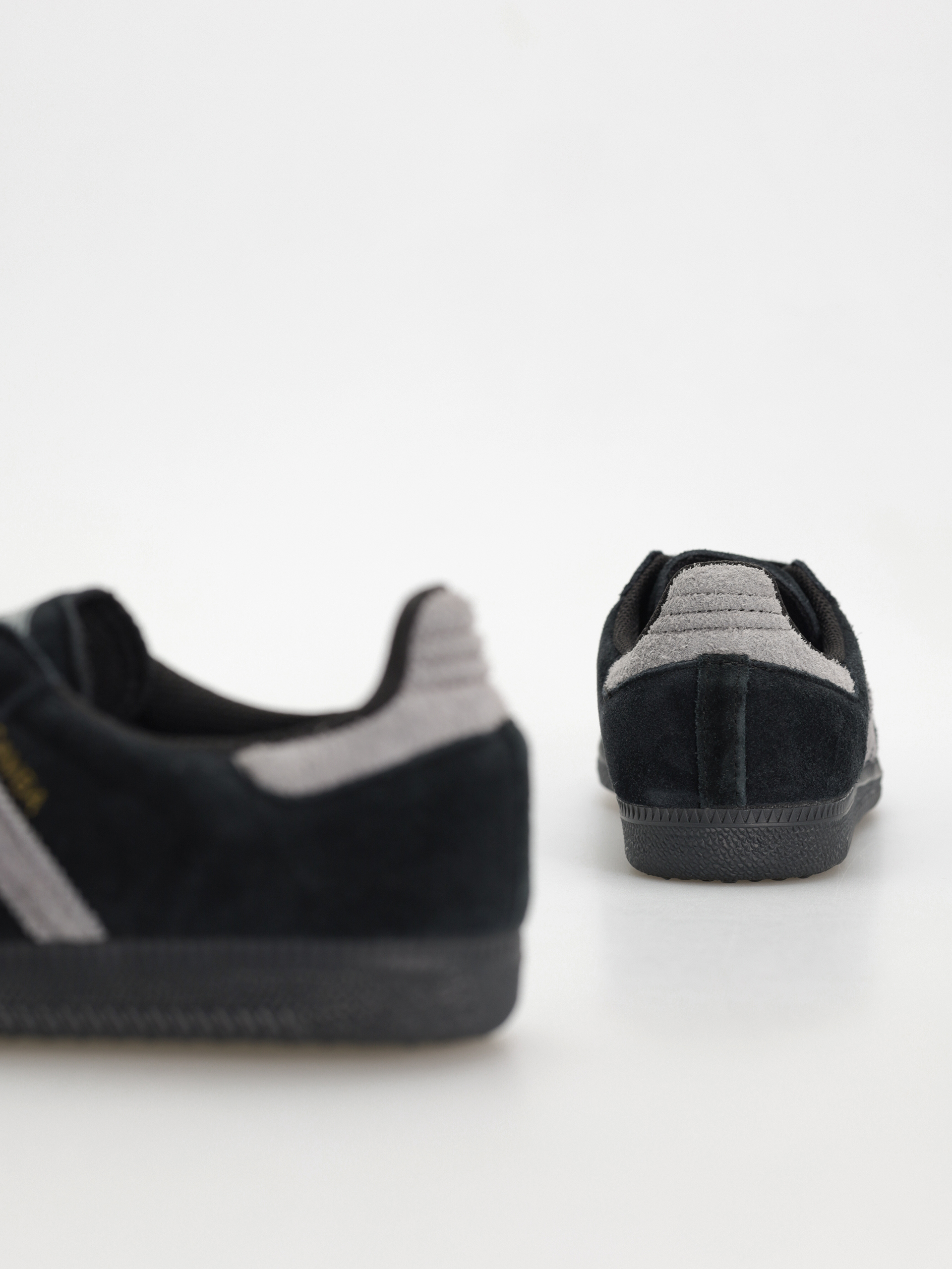 Boty adidas Samba ADV (cblack/grefou/goldmt)