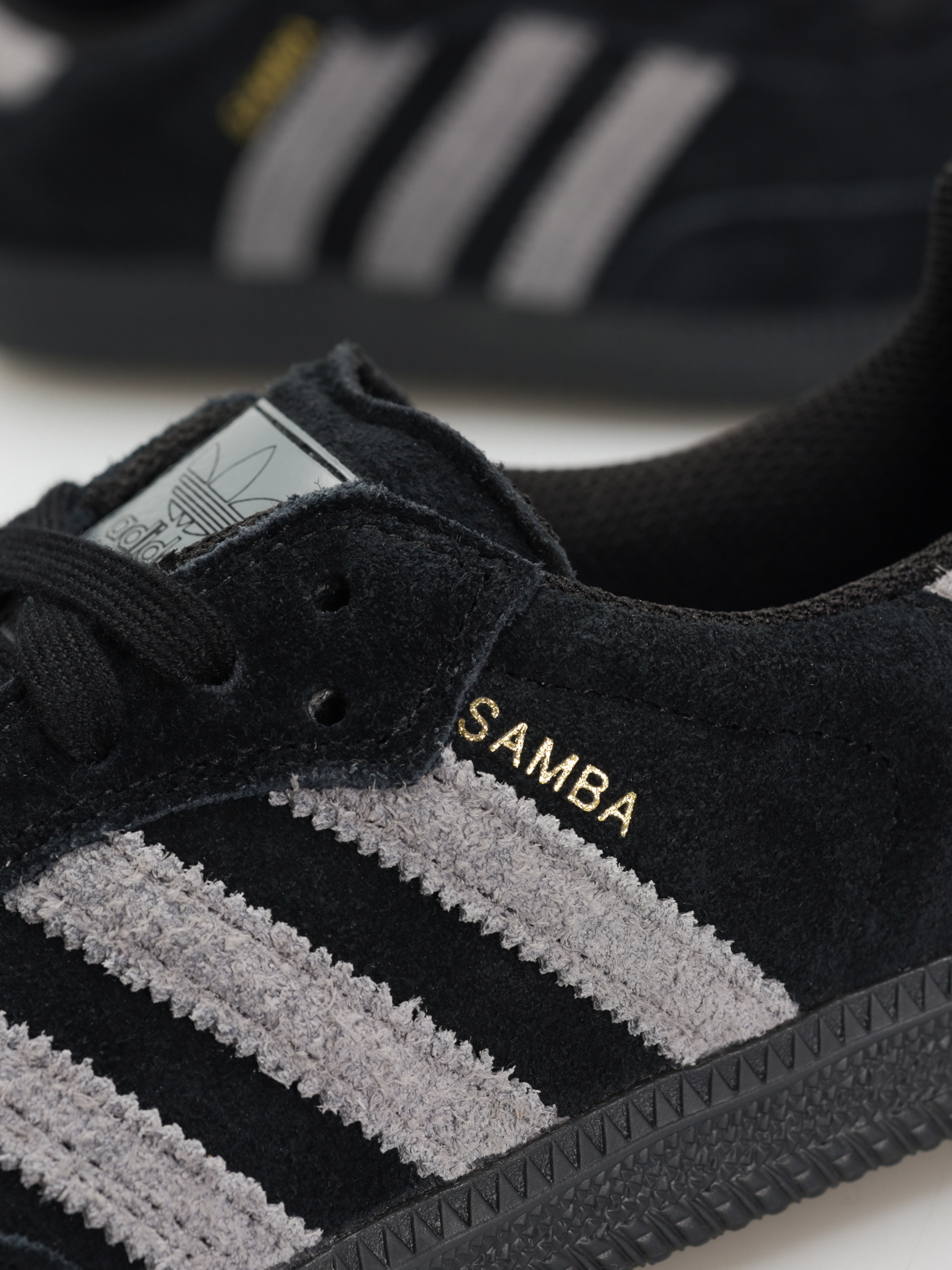 Boty adidas Samba ADV (cblack/grefou/goldmt)