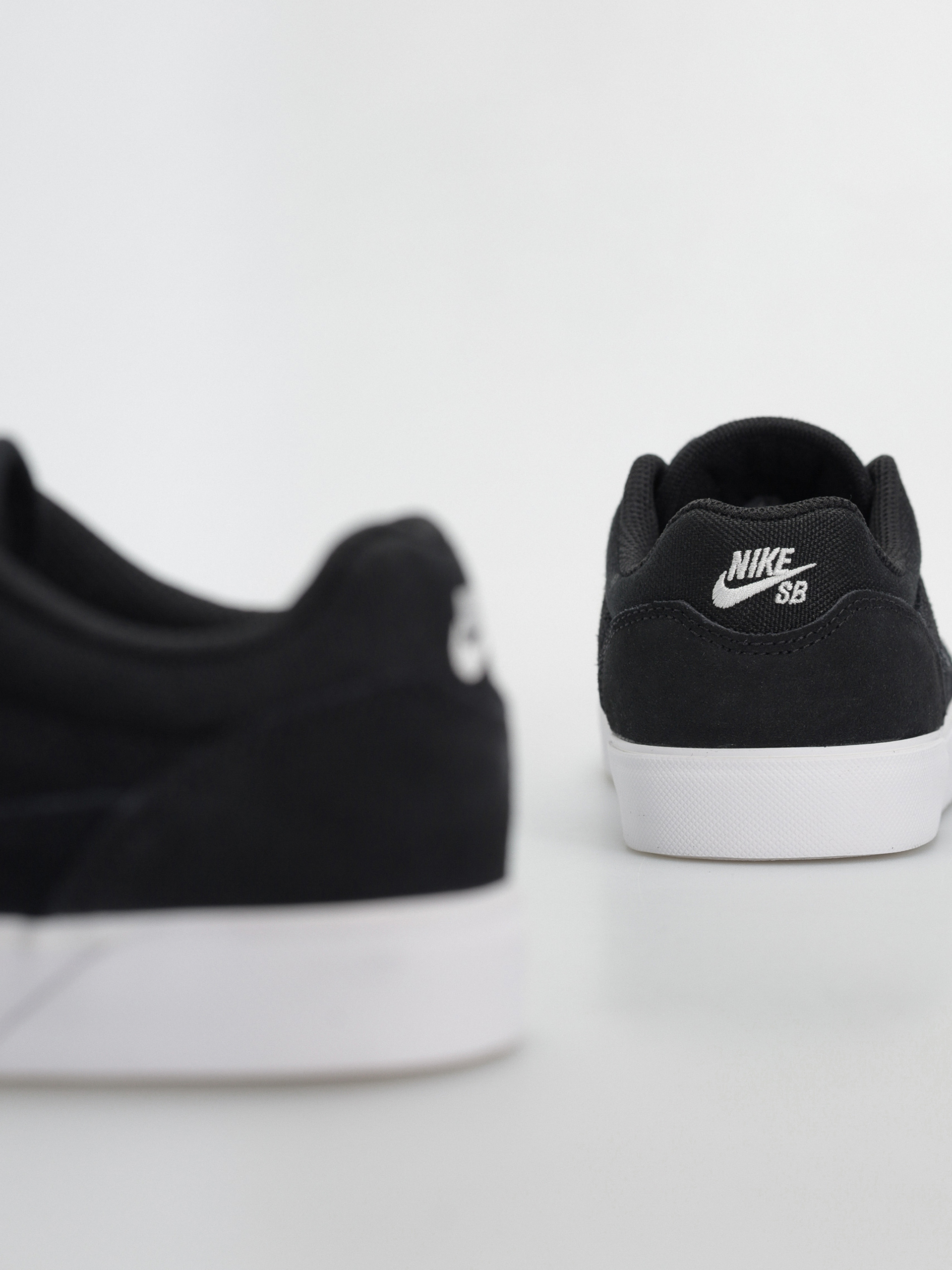 Boty Nike SB Malor (black/white black white)