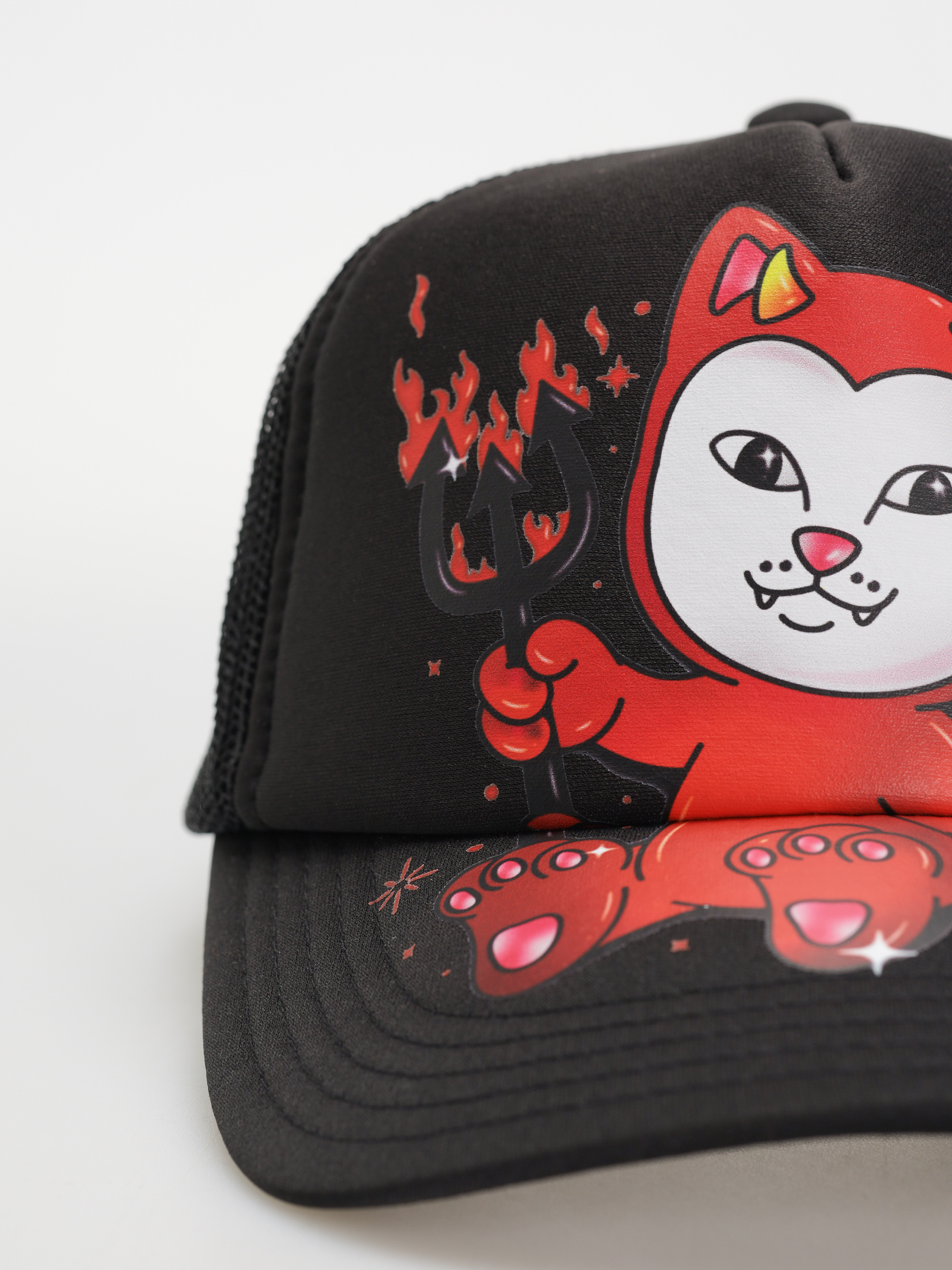 Kšiltovka  RipNDip Scary Cute Trucker (black)