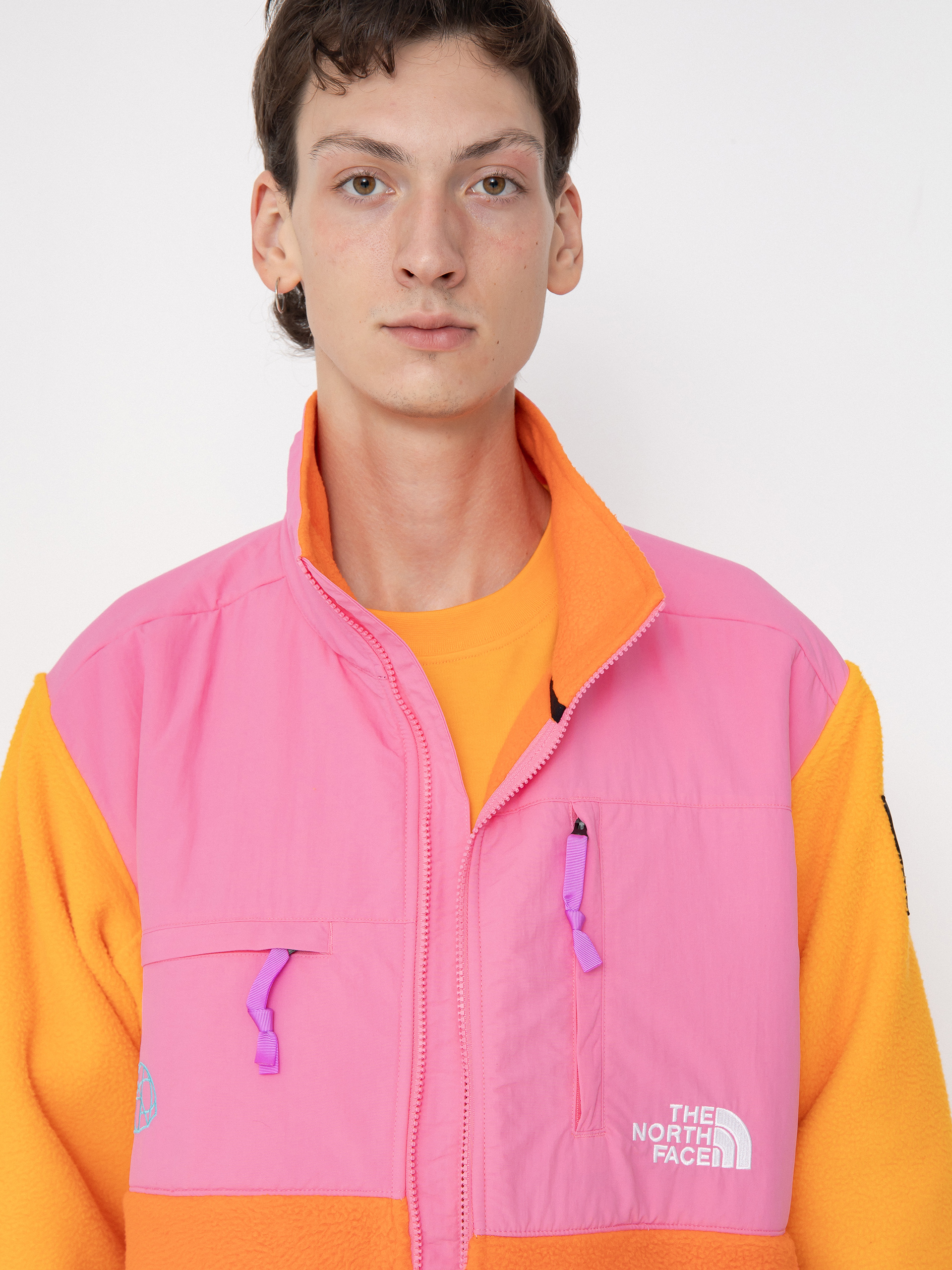 Bunda The North Face X Yinka Ilori Retro Denali (red orange/apricot glaz)