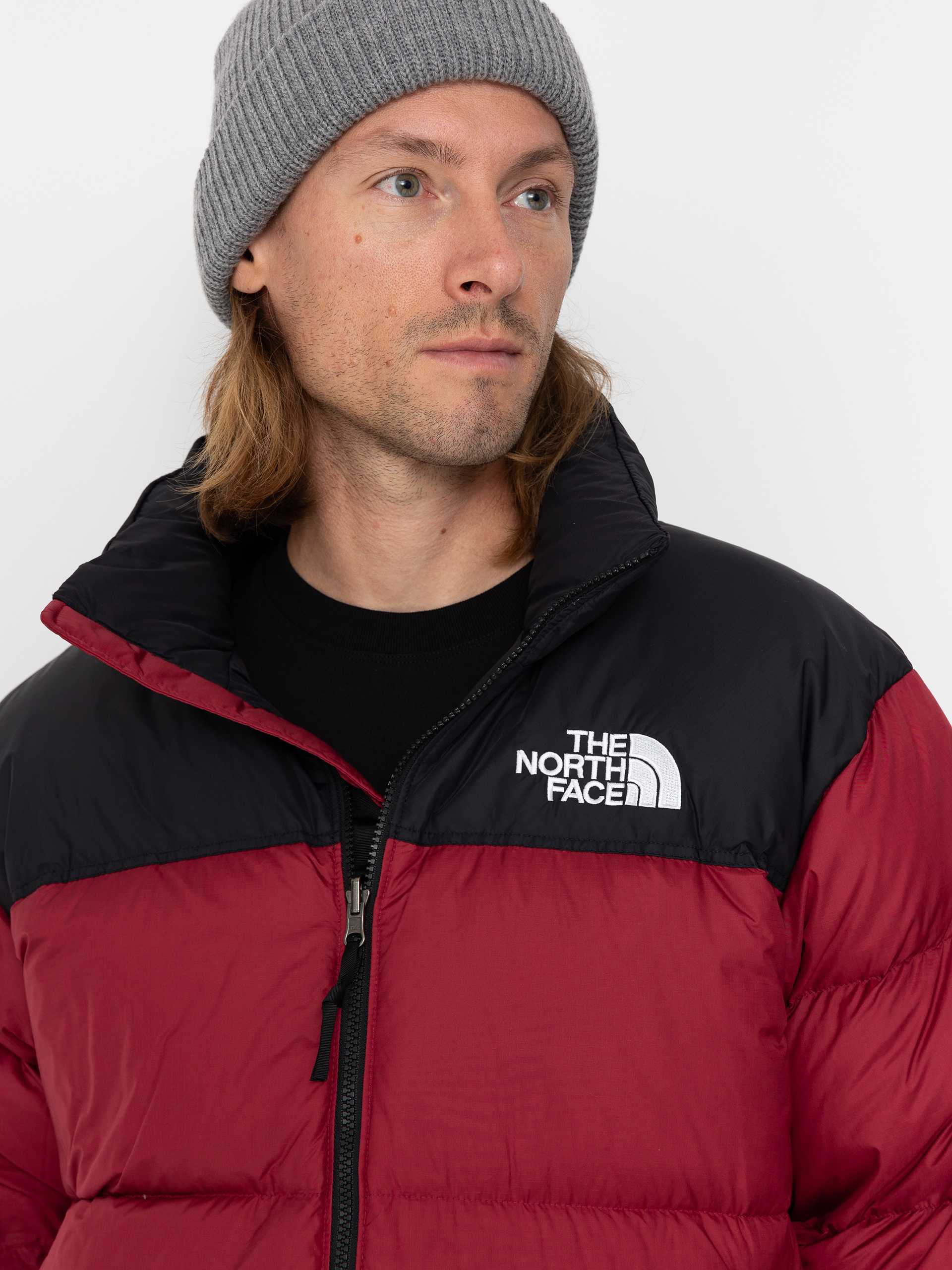 Bunda The North Face 1996 Retro Nuptse (beetroot/tnf black)