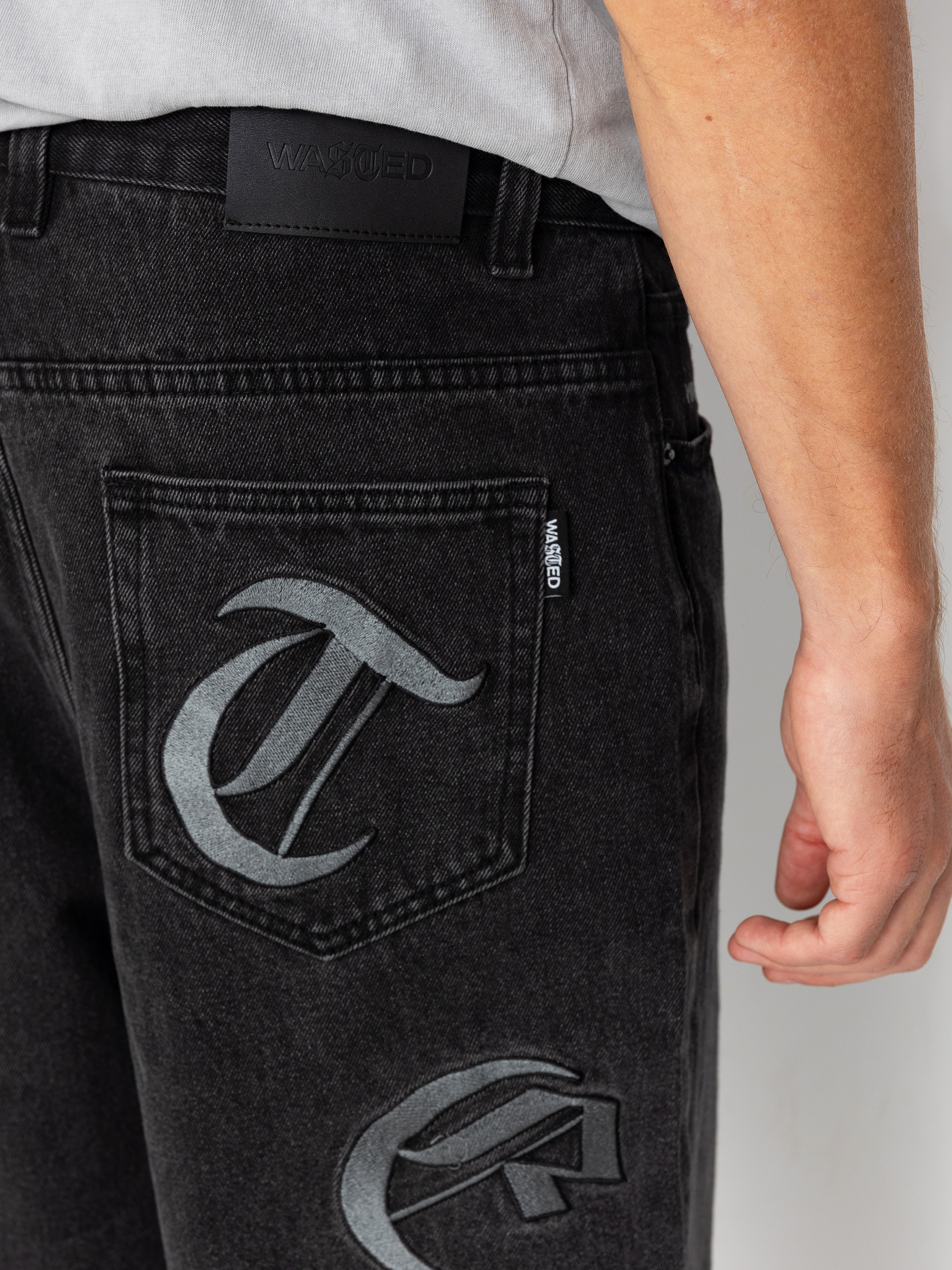 Kalhoty Wasted Paris Kingdom Curve Casper (faded black)