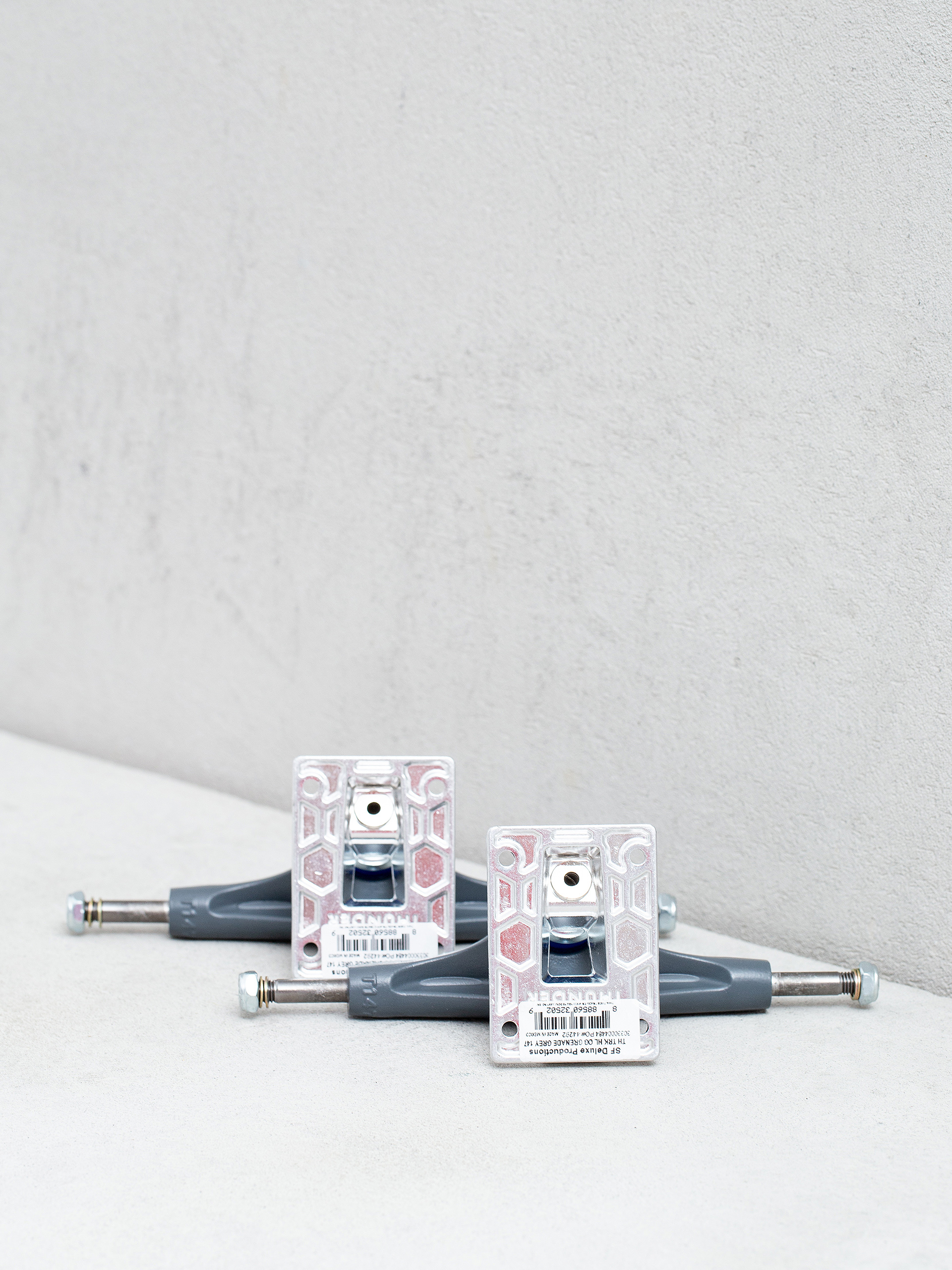 Trucky Thunder Grenade Og Hollow Lights (grey/silver)